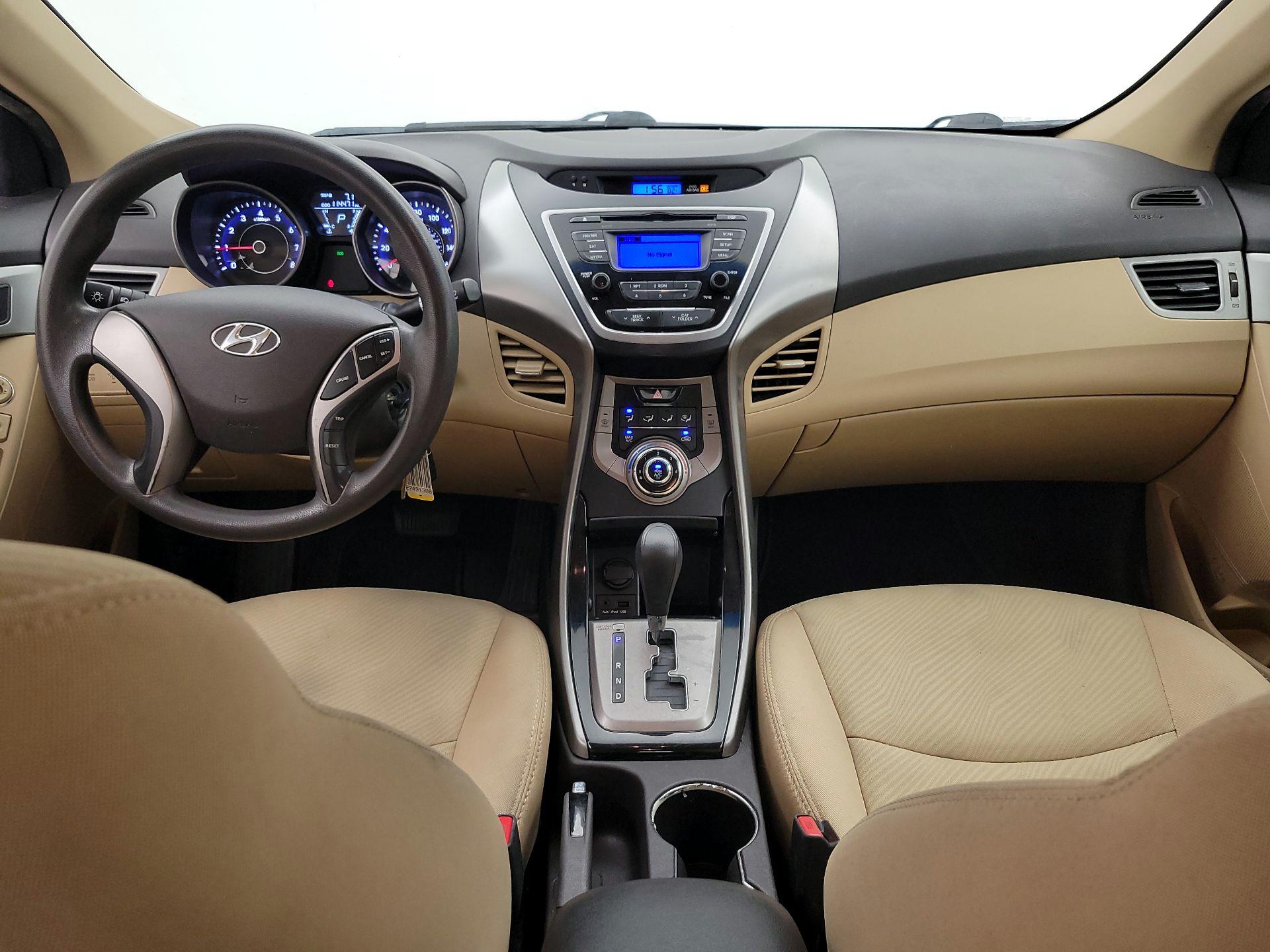 Thumbnail: 2013 Hyundai Elantra - 9