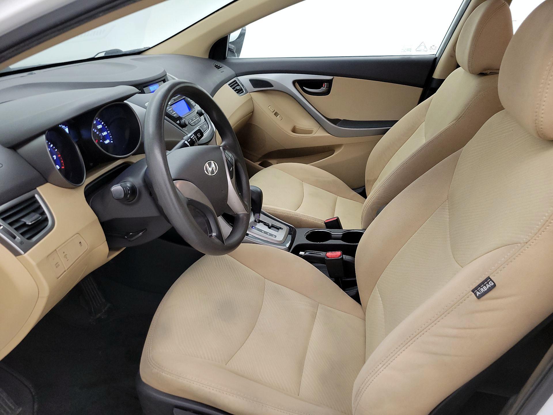 Thumbnail: 2013 Hyundai Elantra - 11