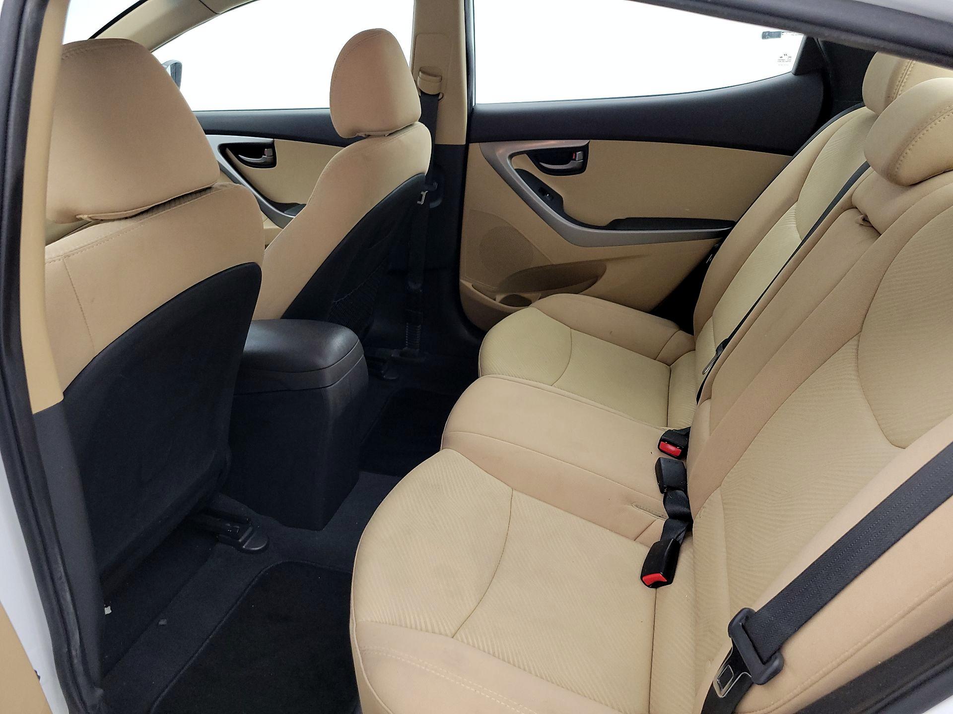 Thumbnail: 2013 Hyundai Elantra - 18