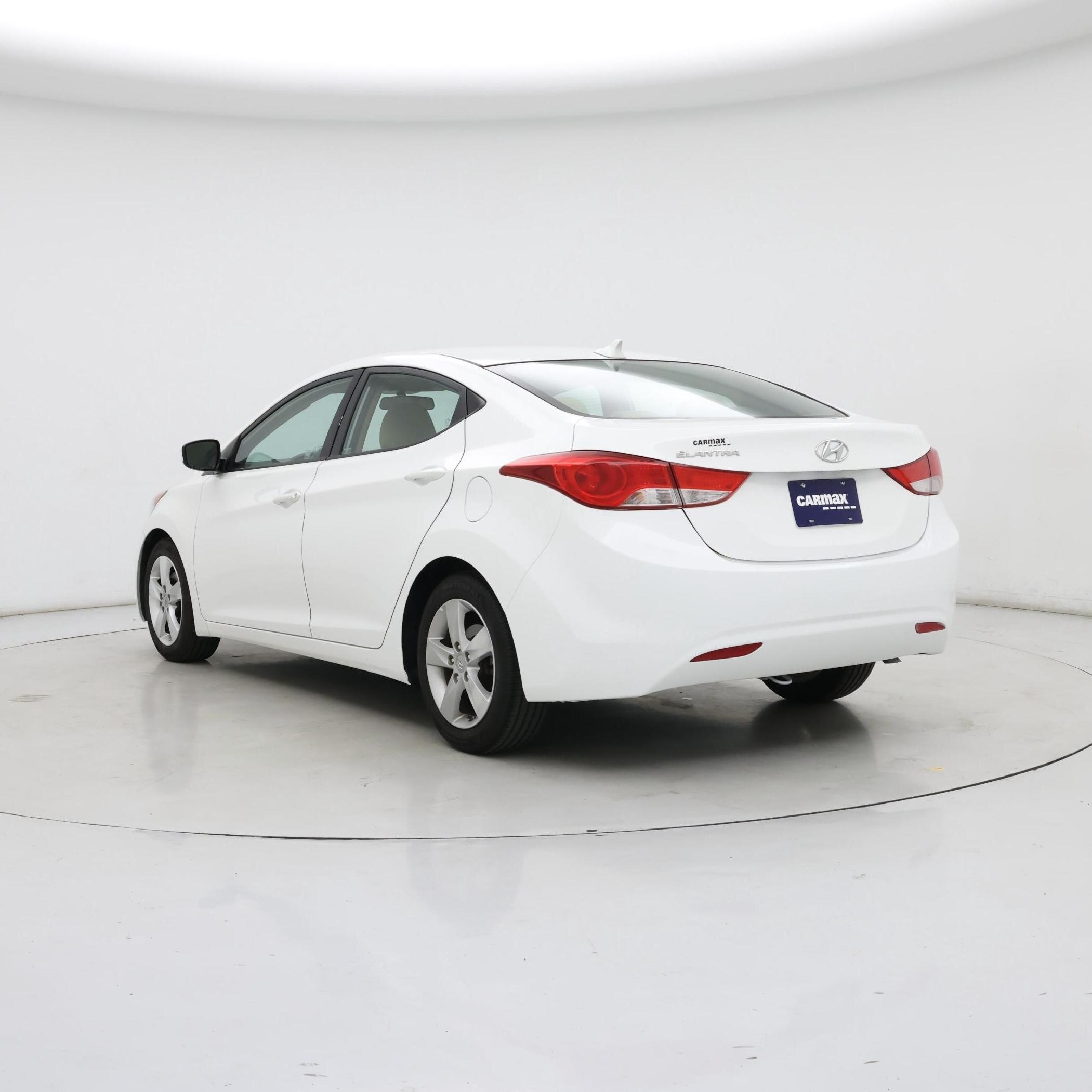 Thumbnail: 2013 Hyundai Elantra - 2