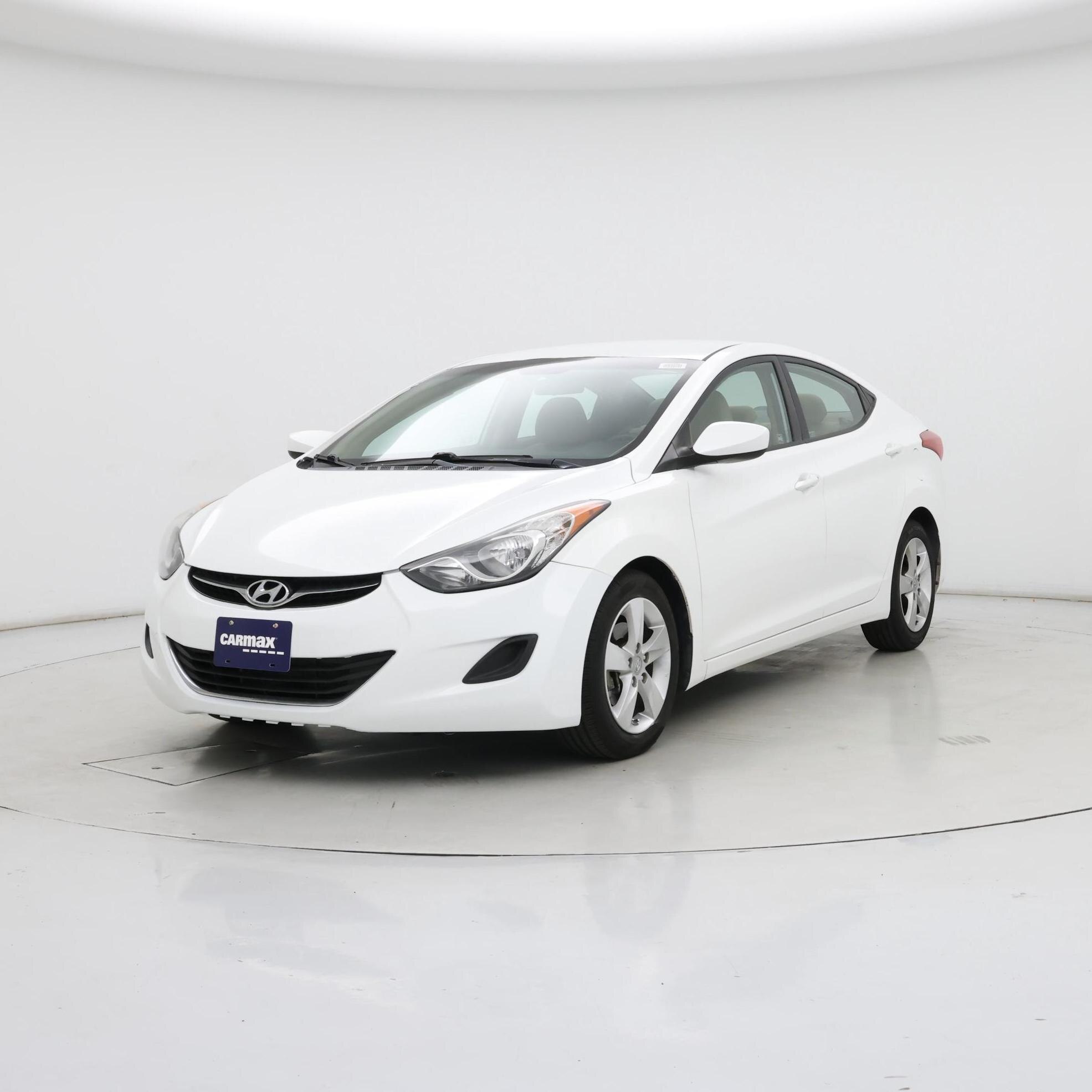 Thumbnail: 2013 Hyundai Elantra - 4