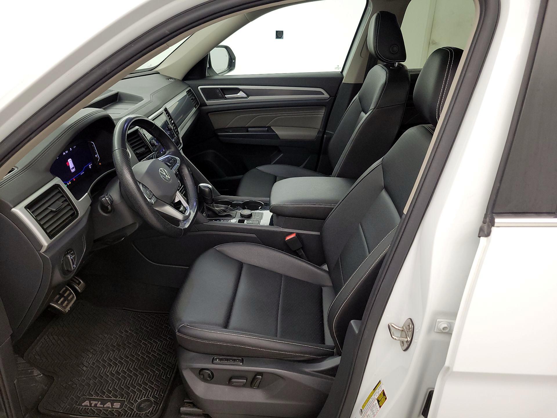 Thumbnail: 2021 Volkswagen Atlas - 11