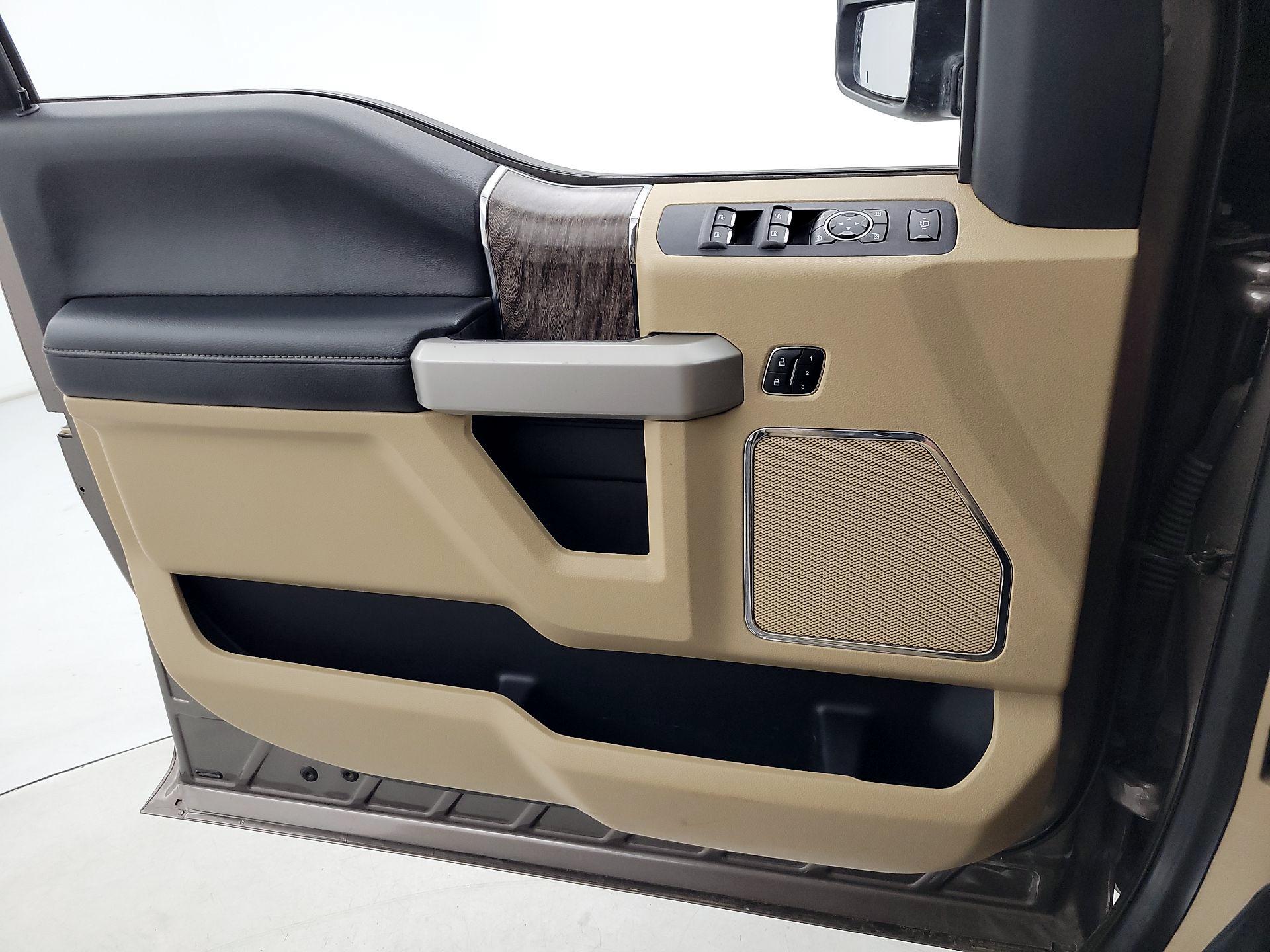 Thumbnail: 2019 Ford F-250 - 12