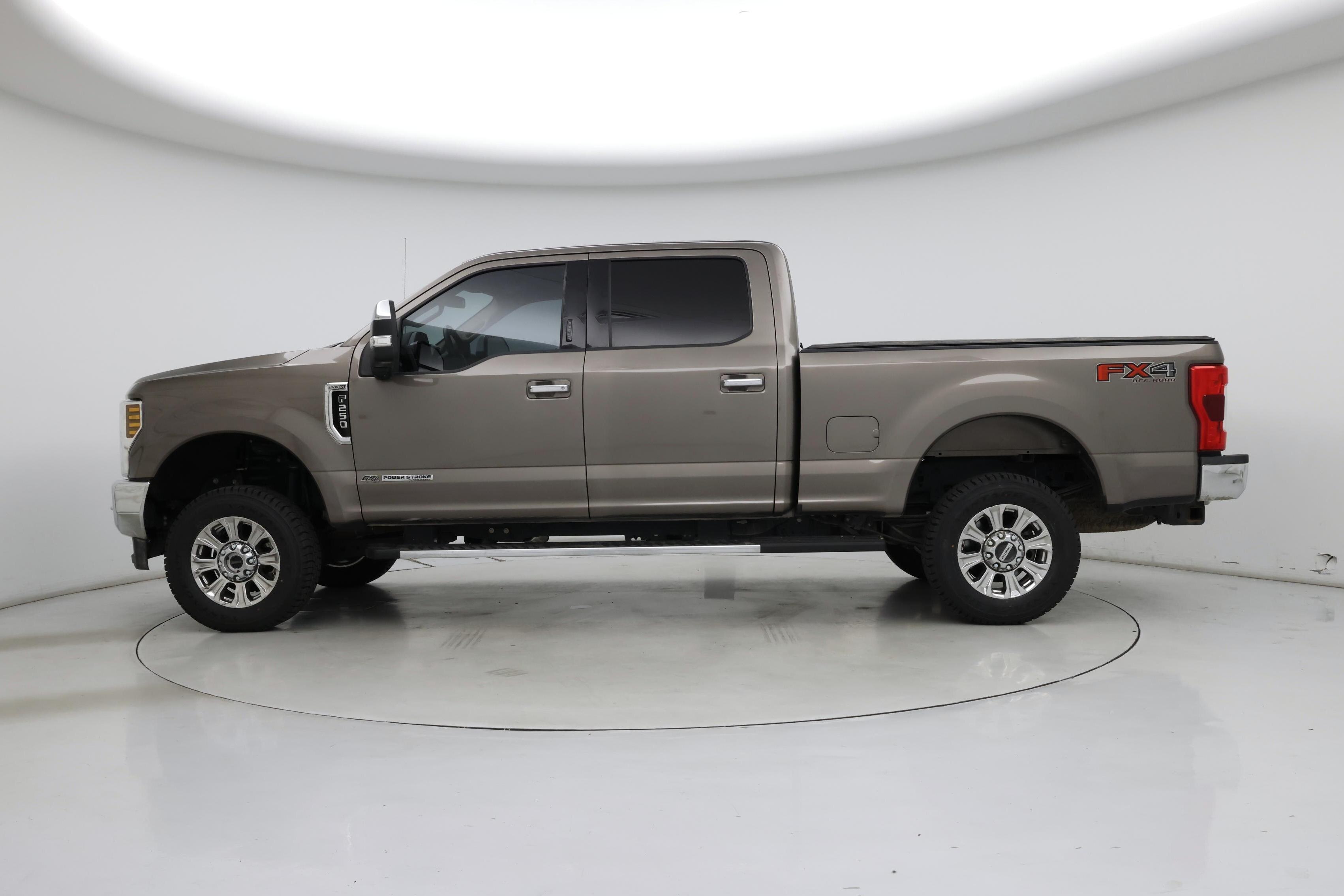 Thumbnail: 2019 Ford F-250 - 3