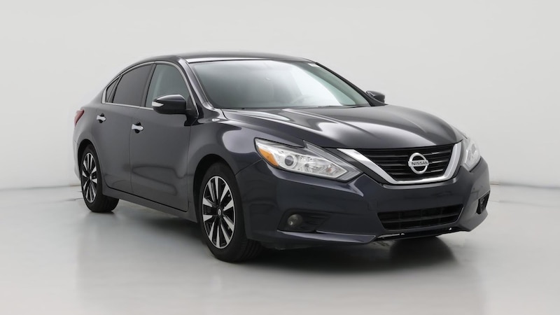 2018 Nissan Altima SL Hero Image