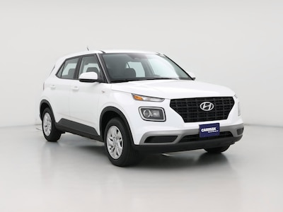 White 2025 Hyundai Venue SE