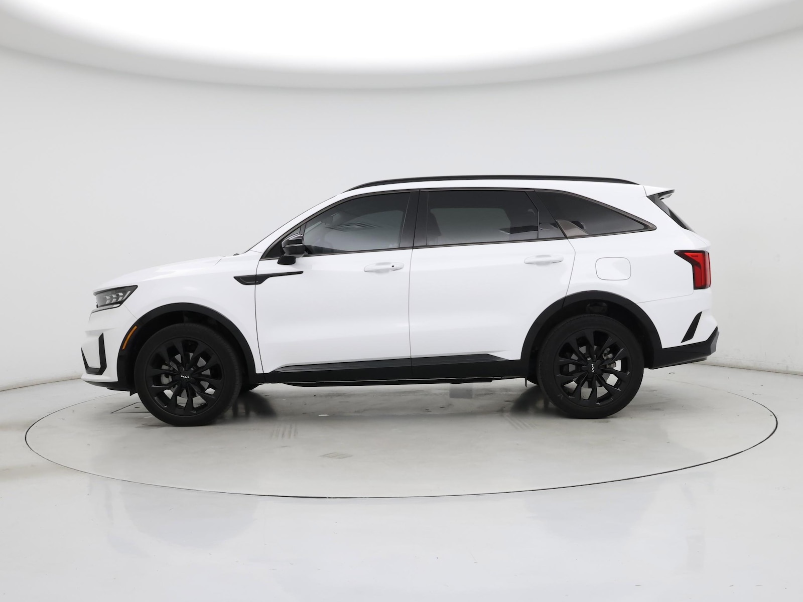 Image 4 of 2022 Kia Sorento SX