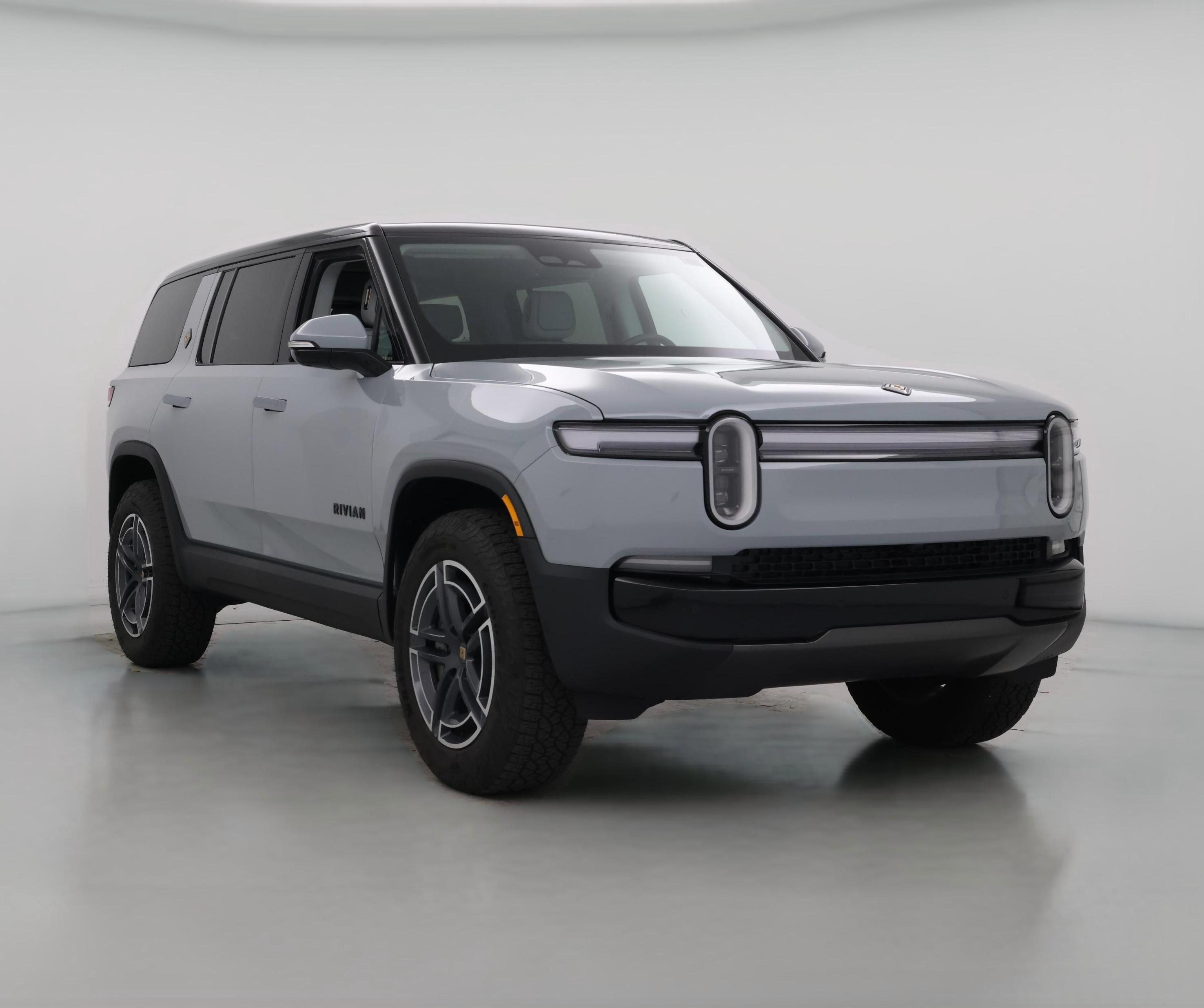 Thumbnail: 2025 Rivian R1S - 1