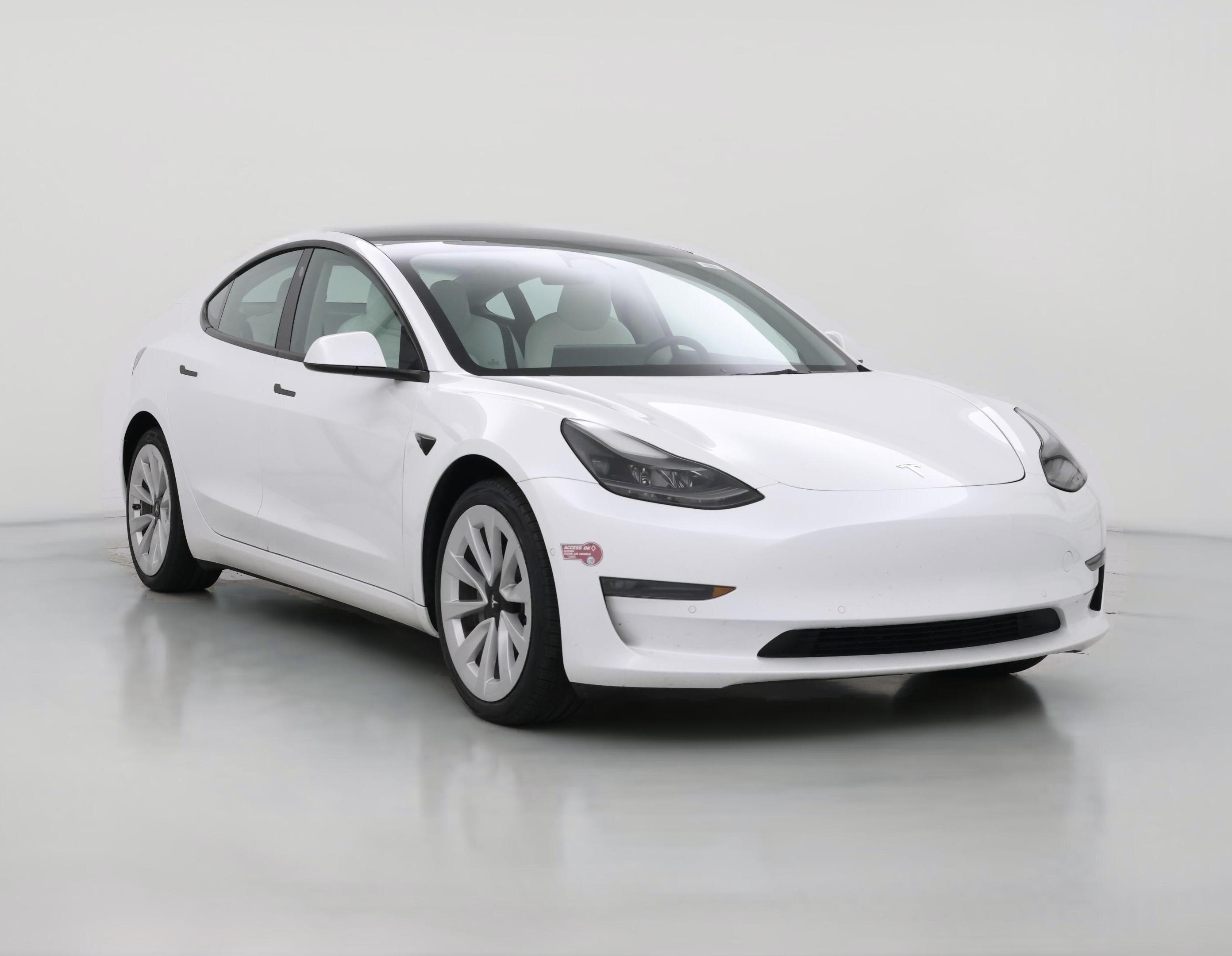 Thumbnail: 2022 Tesla Model 3 - 1