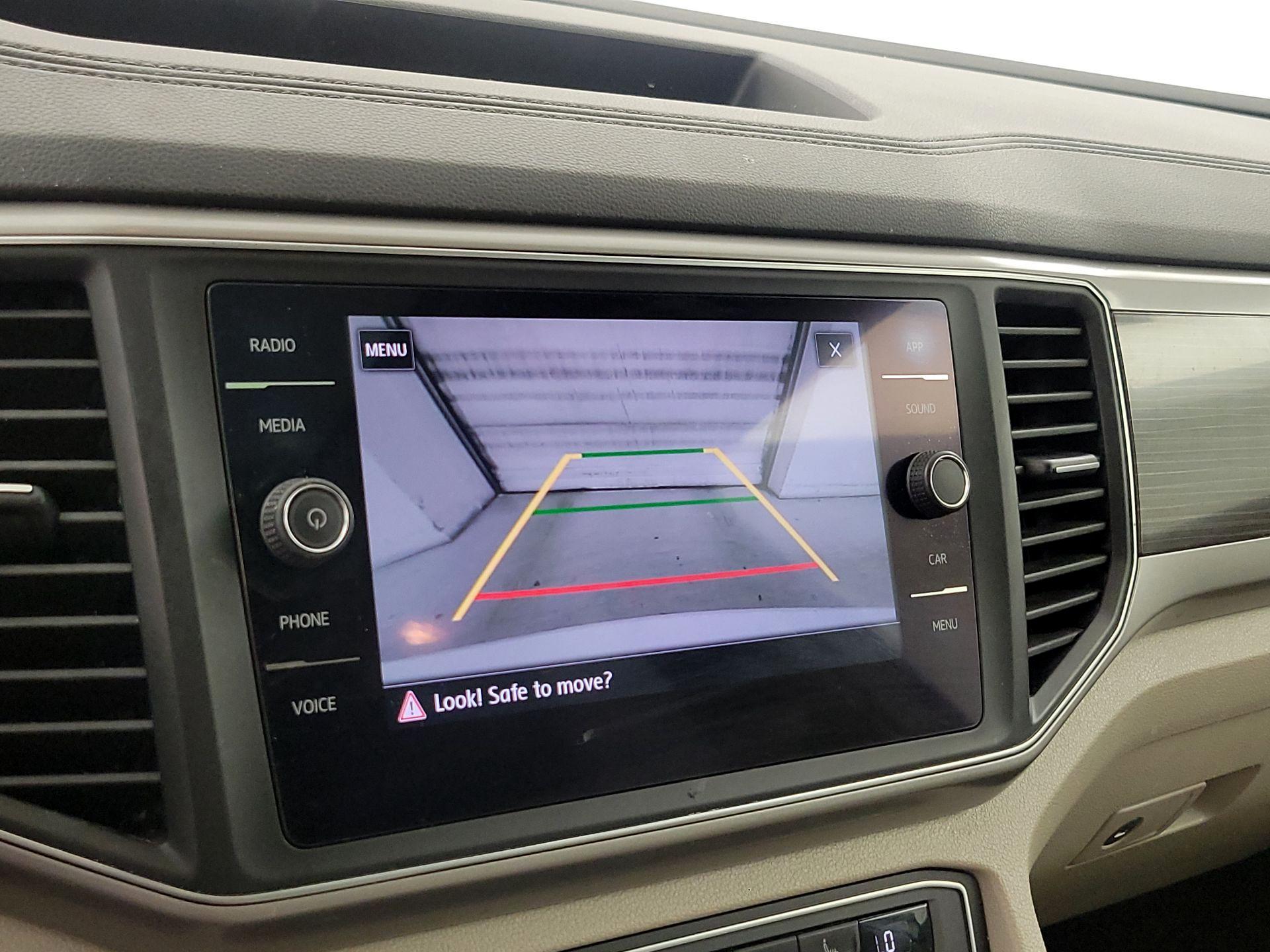 Thumbnail: 2019 Volkswagen Atlas - 14