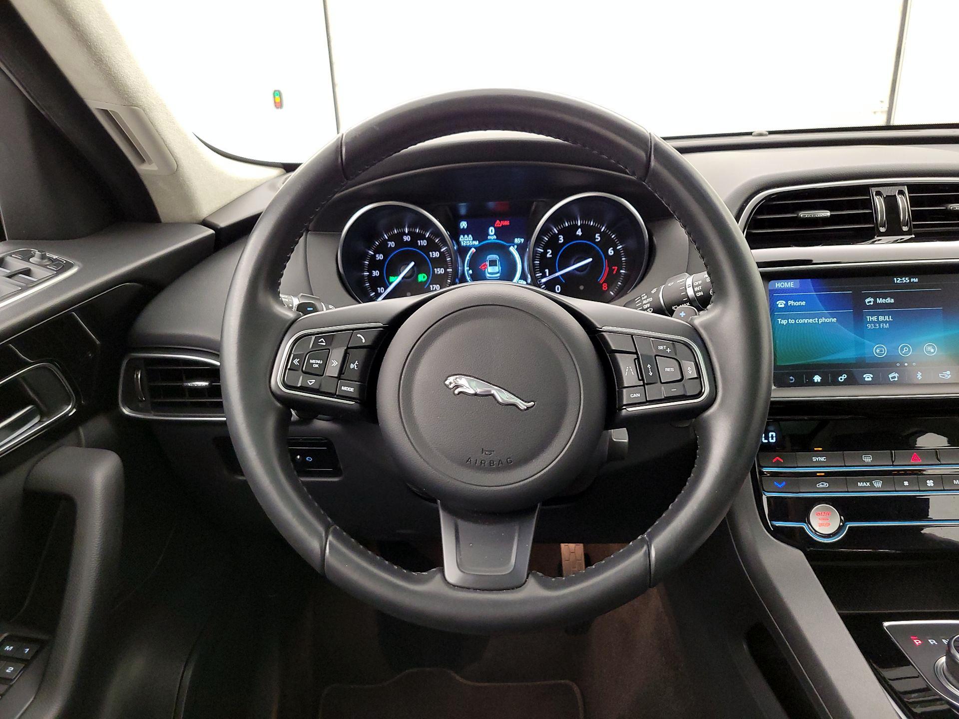 Thumbnail: 2020 Jaguar F-Pace - 10