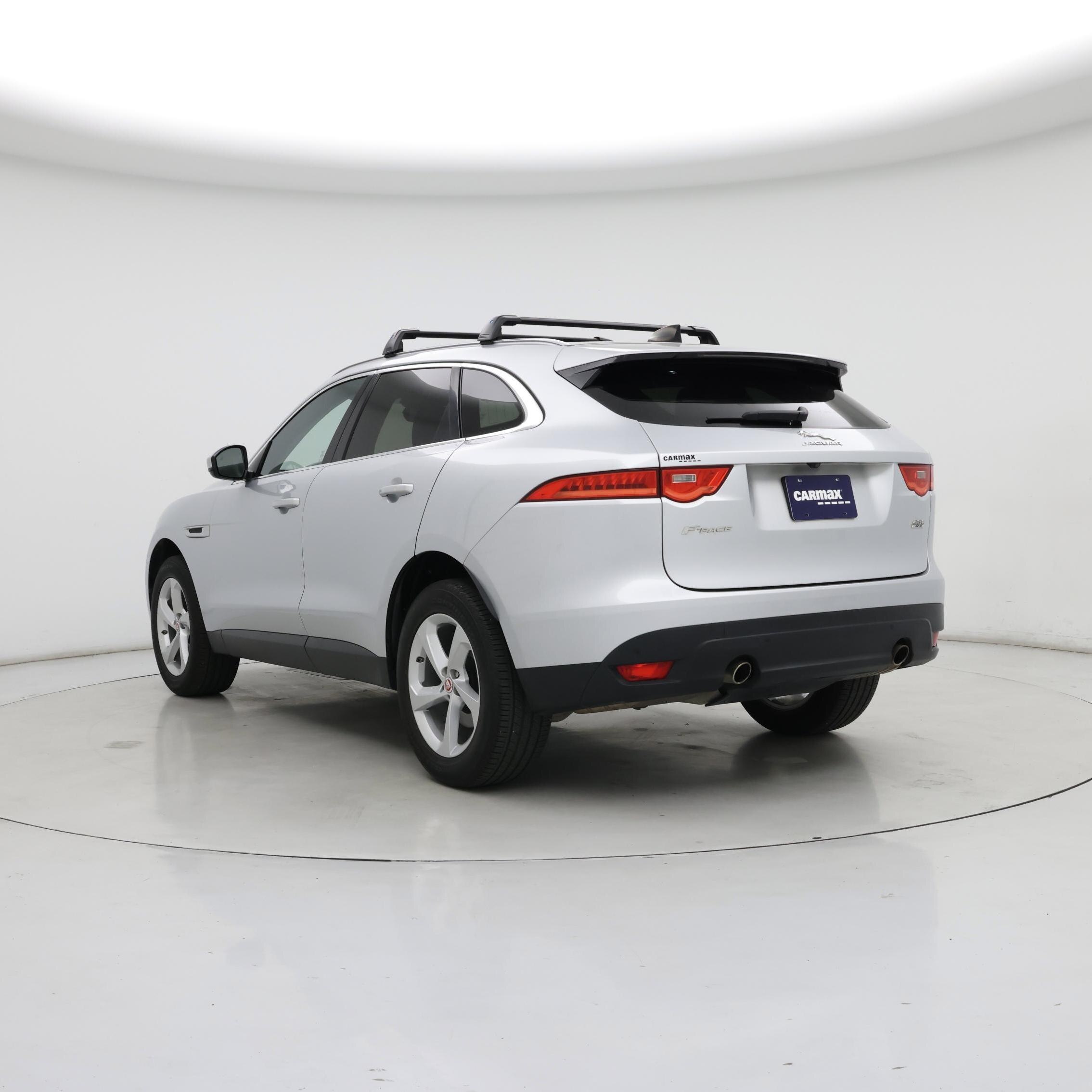Thumbnail: 2020 Jaguar F-Pace - 2