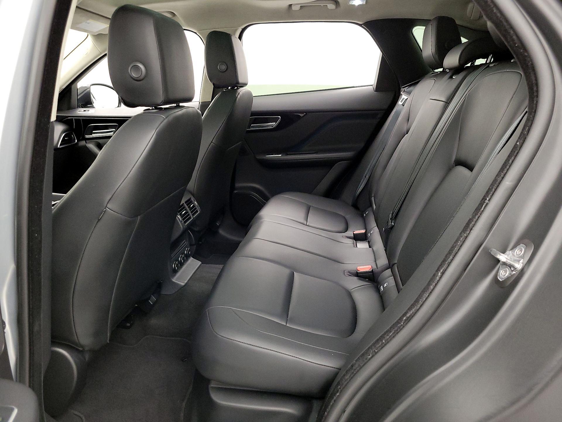 Thumbnail: 2020 Jaguar F-Pace - 20
