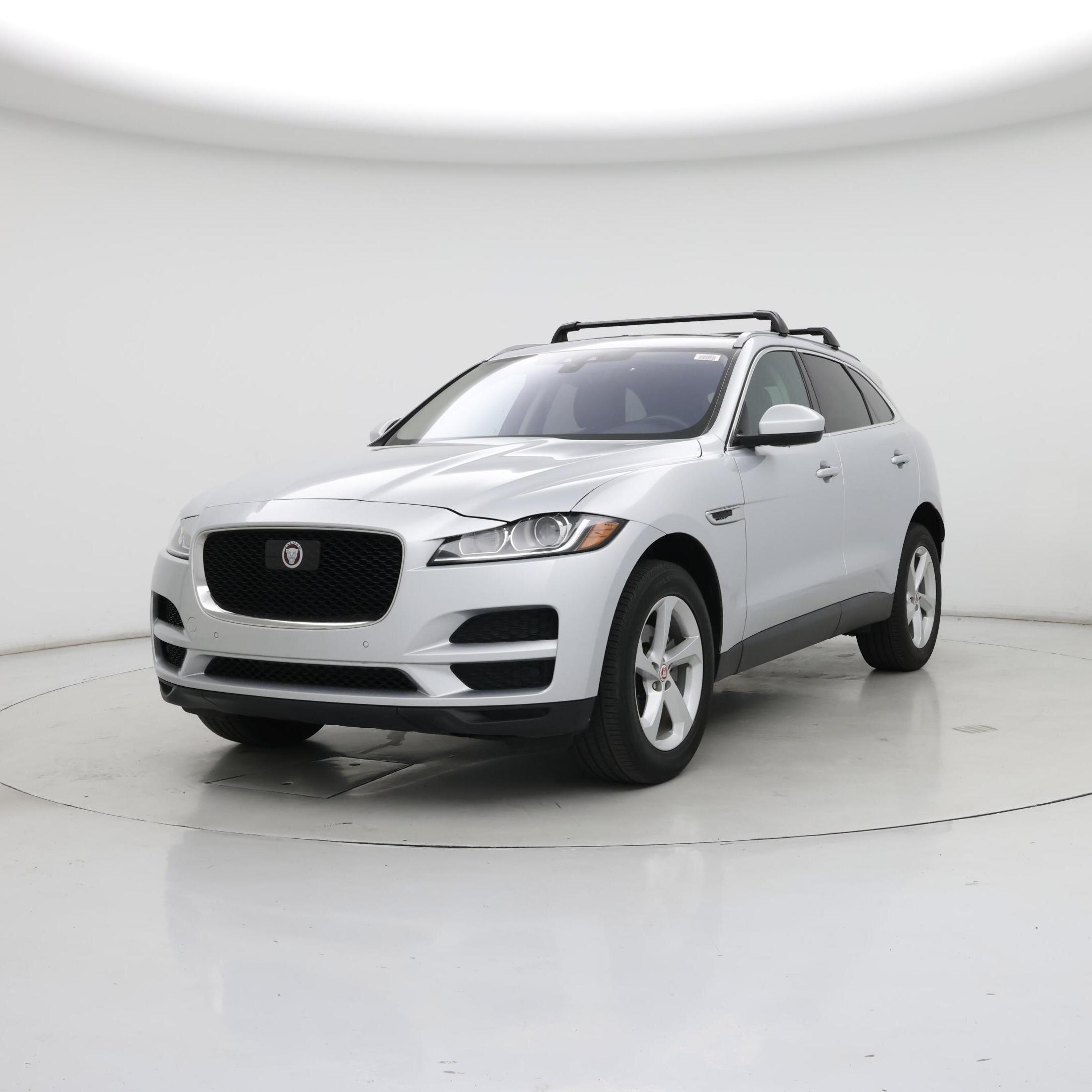 Thumbnail: 2020 Jaguar F-Pace - 4