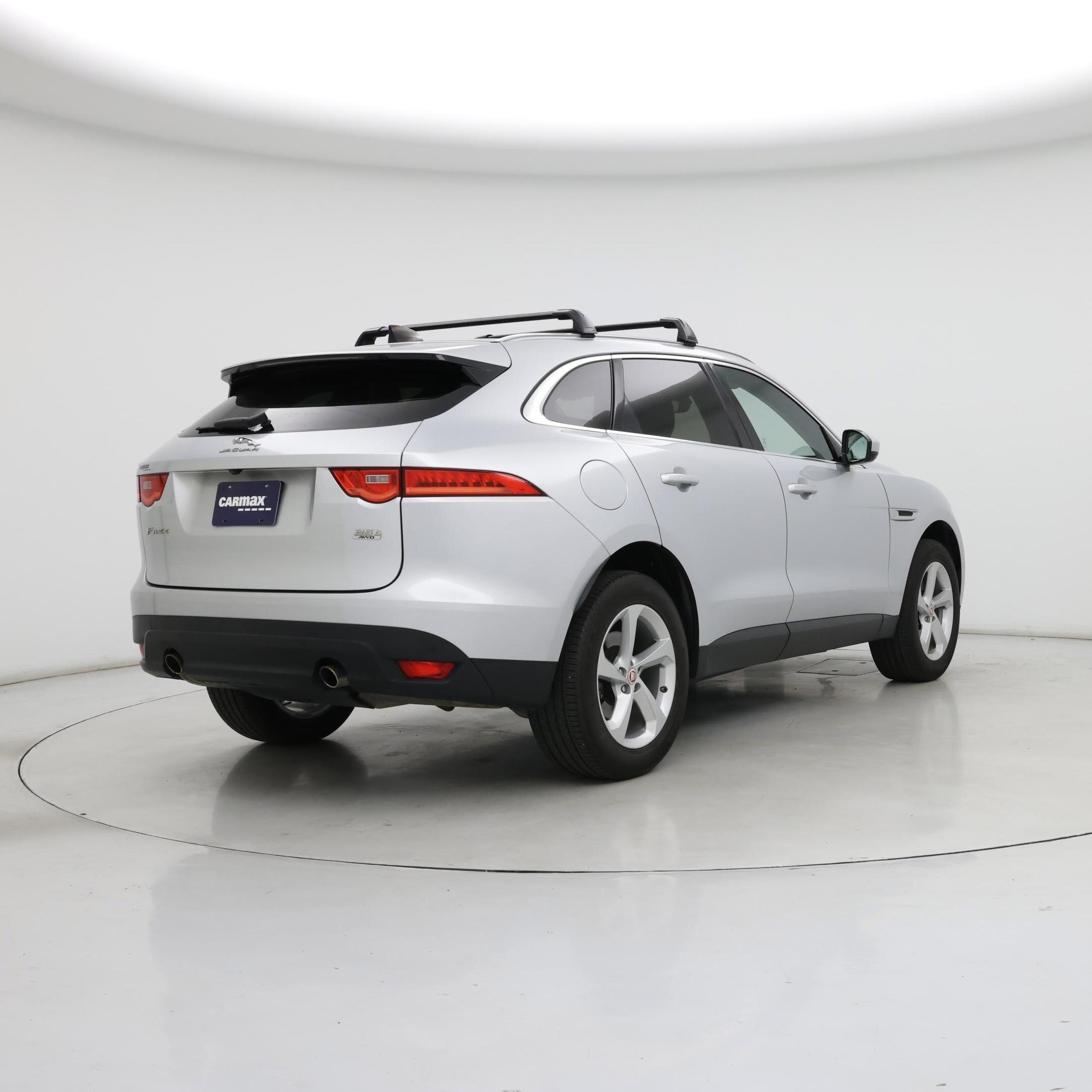 Thumbnail: 2020 Jaguar F-Pace - 8