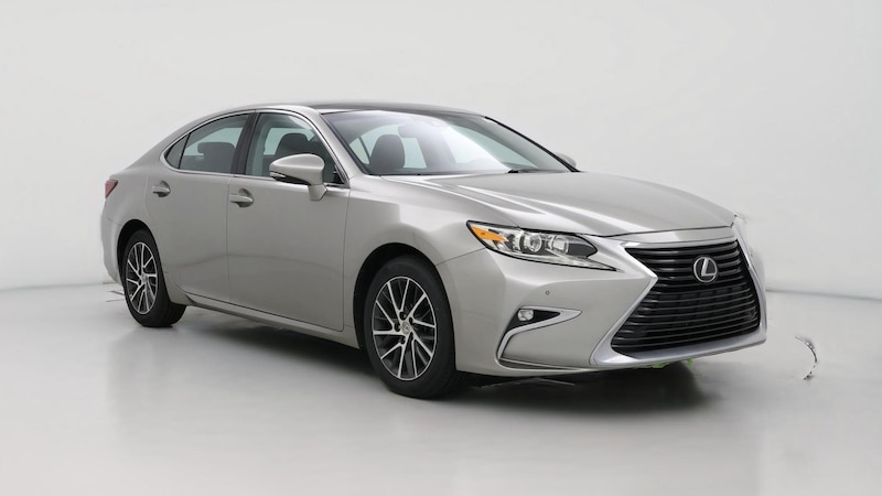 2017 Lexus ES 350 Hero Image