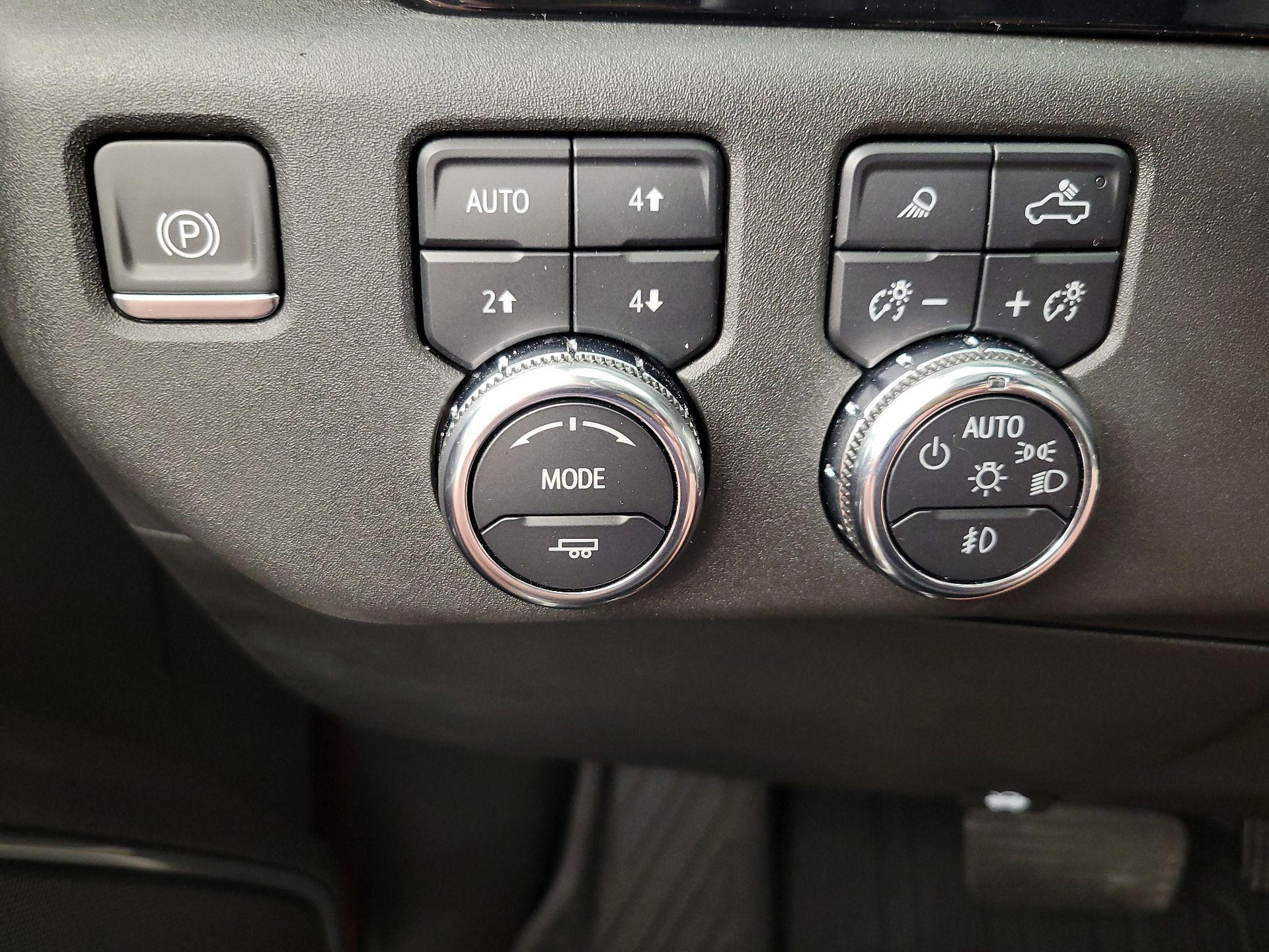 Thumbnail: 2024 GMC Sierra 1500 - 13