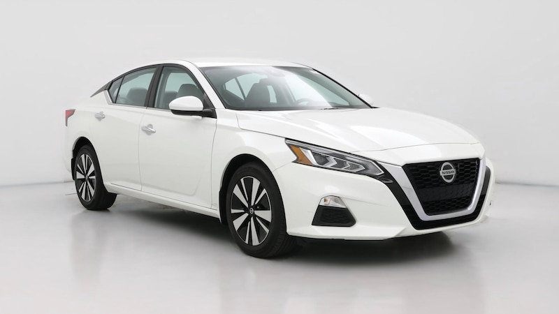 2021 Nissan Altima SV Hero Image