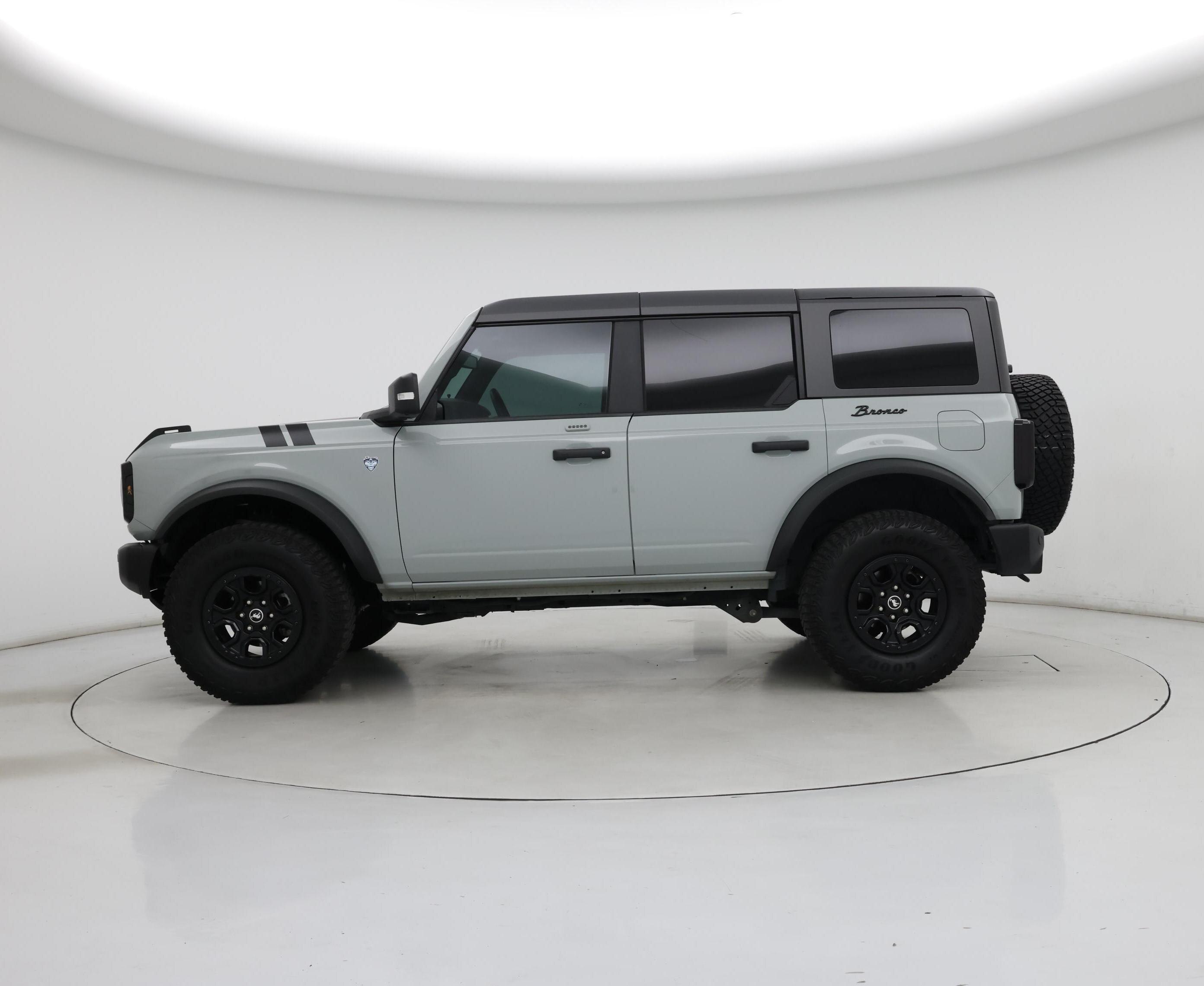 Thumbnail: 2023 Ford Bronco - 3