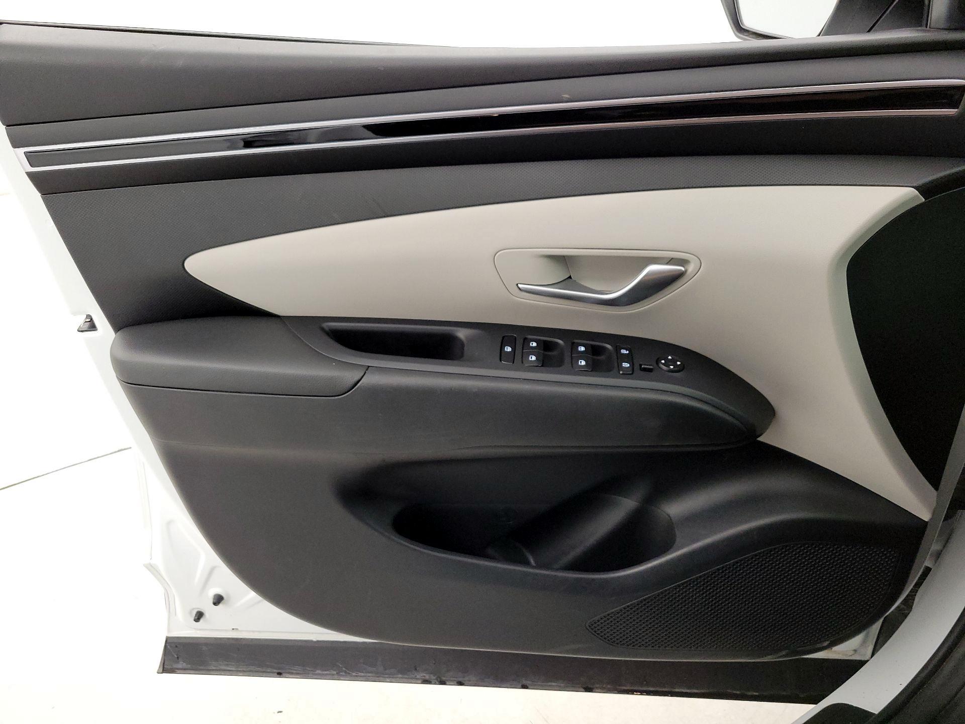 Thumbnail: 2022 Hyundai Tucson - 12