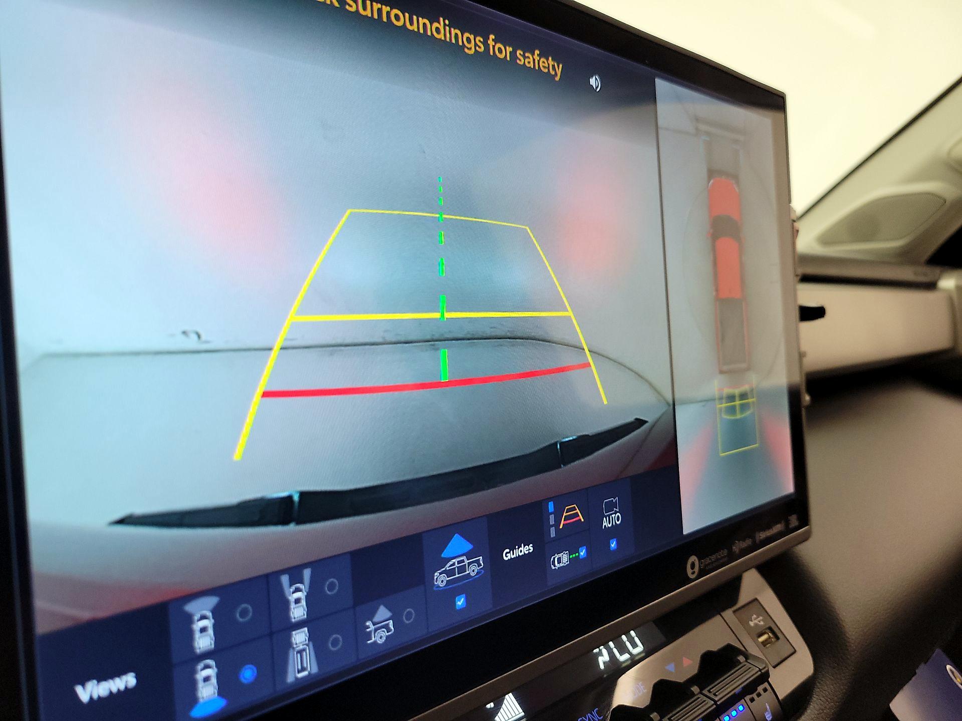 Thumbnail: 2022 Toyota Tundra - 14