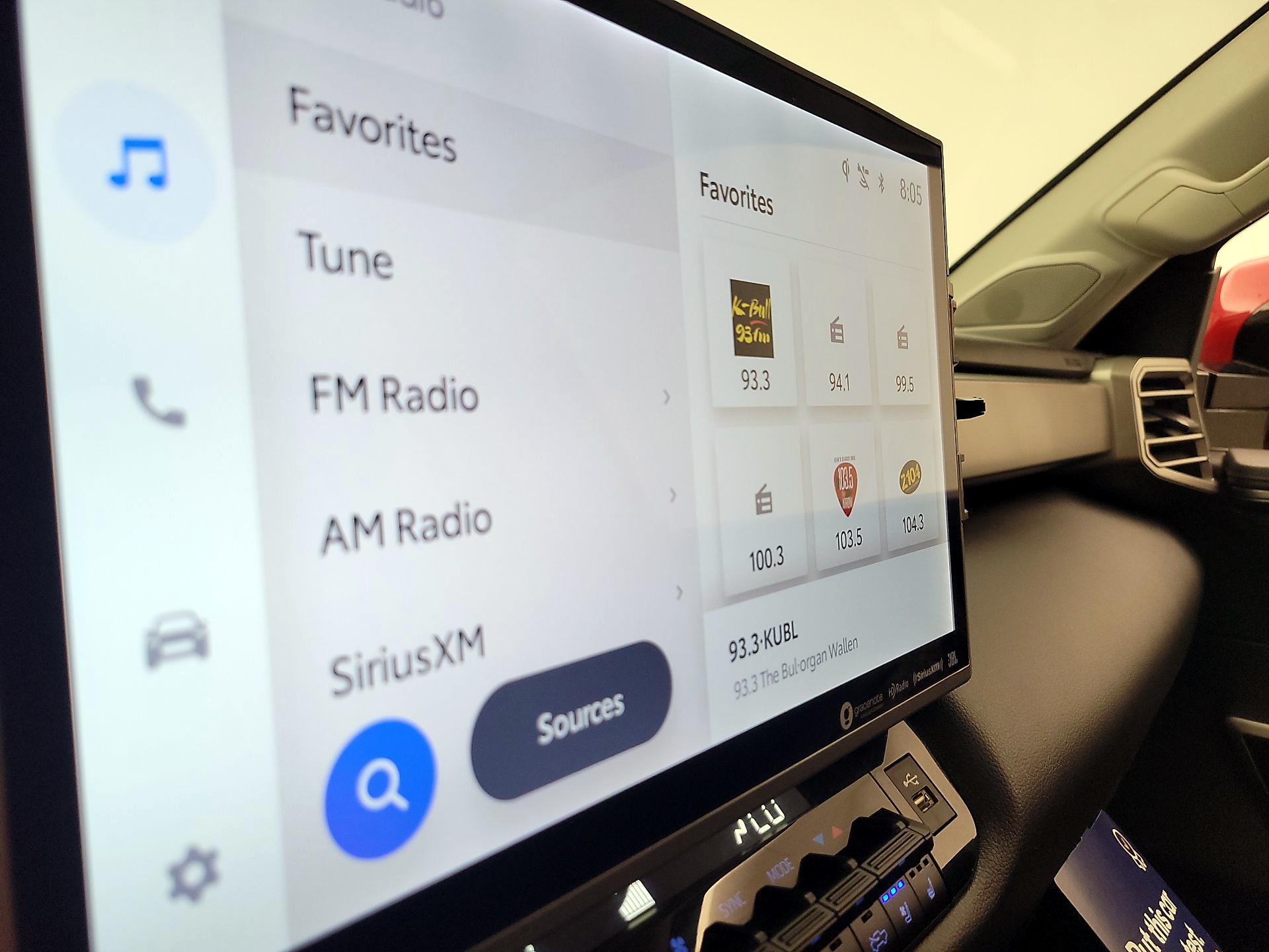 Thumbnail: 2022 Toyota Tundra - 15
