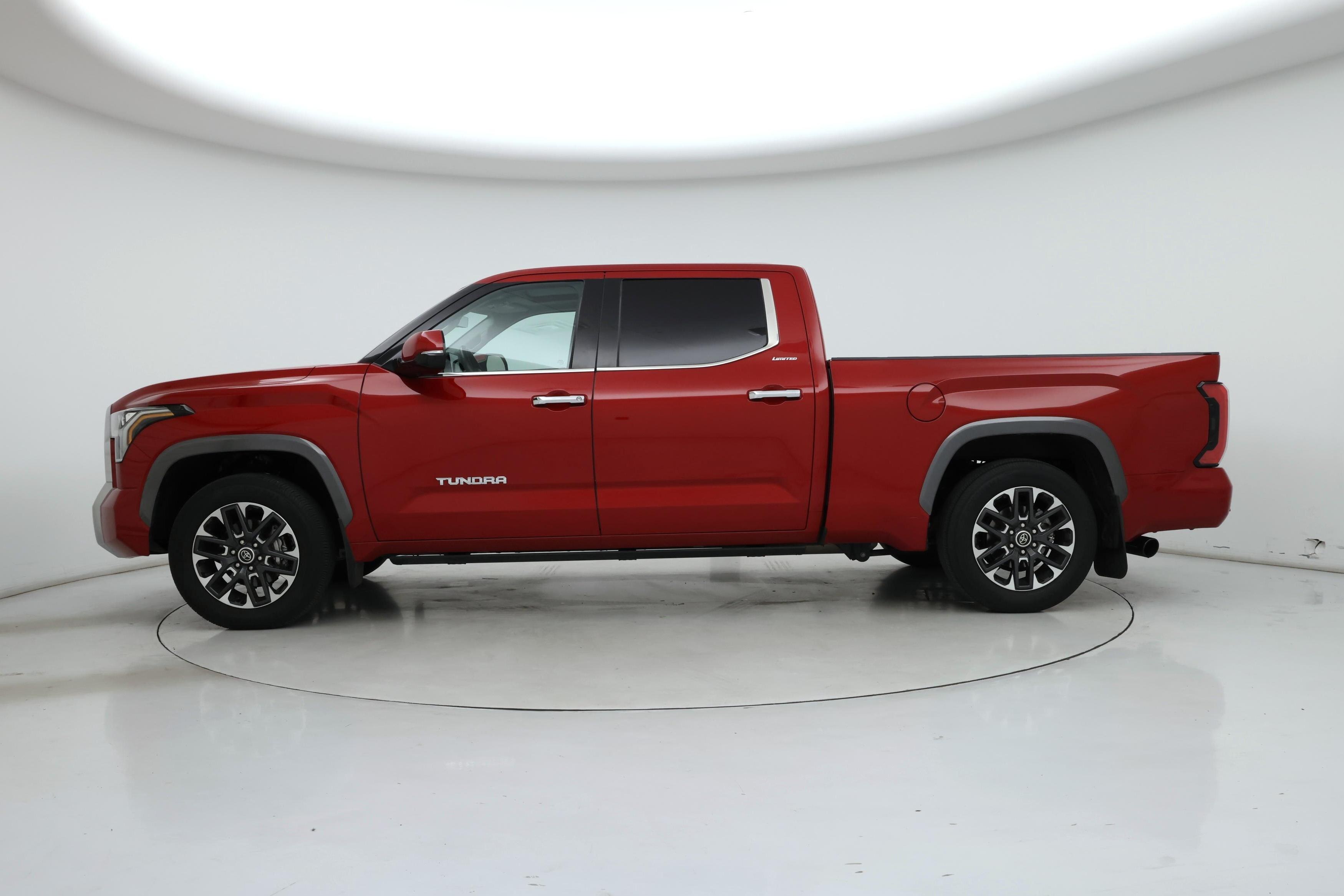 Thumbnail: 2022 Toyota Tundra - 3