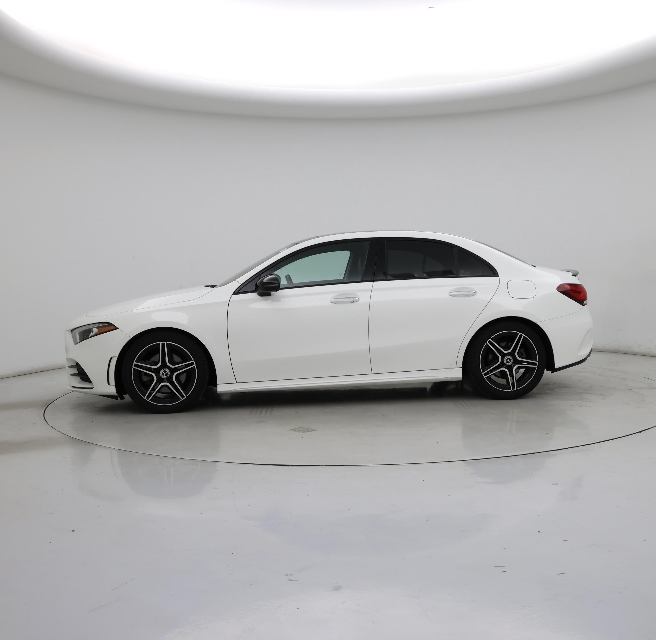 Thumbnail: 2022 Mercedes-Benz A-Class - 3