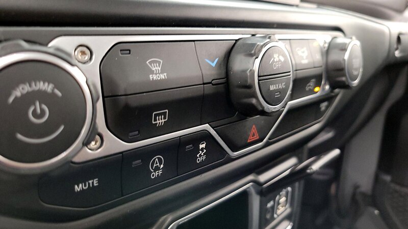 2022 Jeep Wrangler Unlimited Sport 16