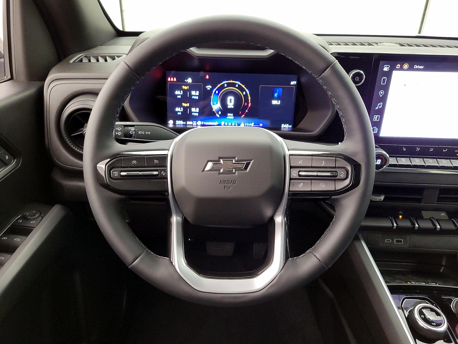 Thumbnail: 2025 Chevrolet Colorado - 10