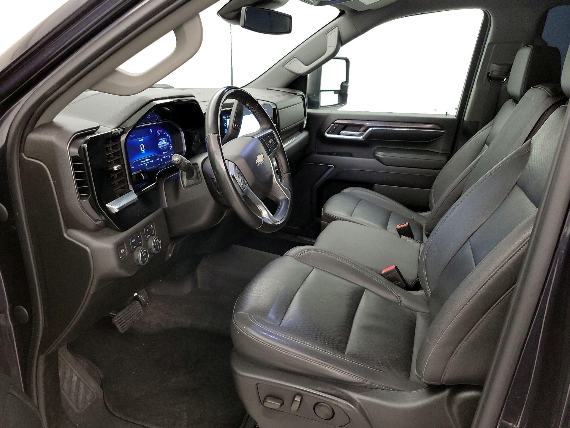 Thumbnail: 2024 Chevrolet Silverado 2500 - 11