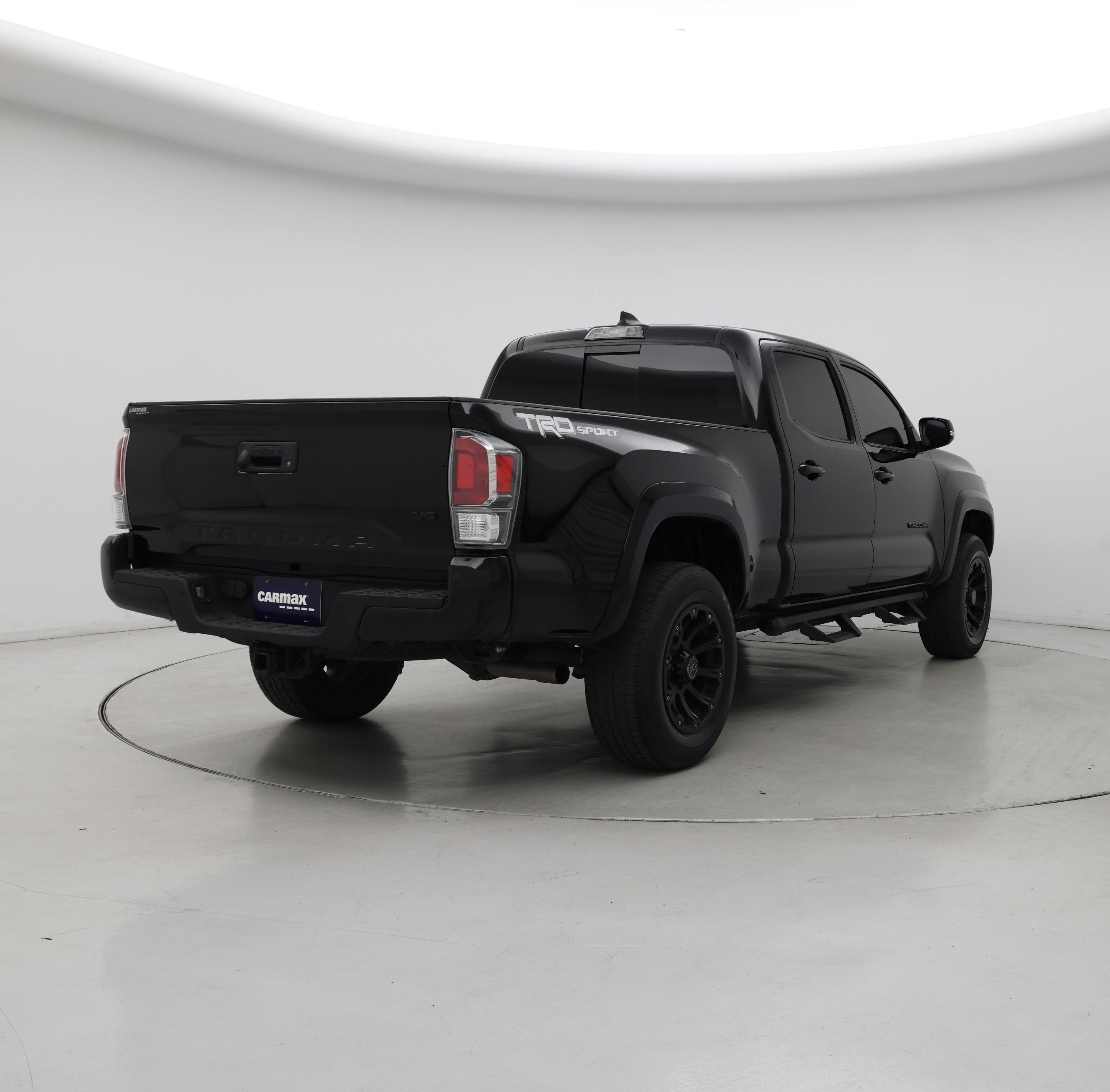 Thumbnail: 2022 Toyota Tacoma - 8