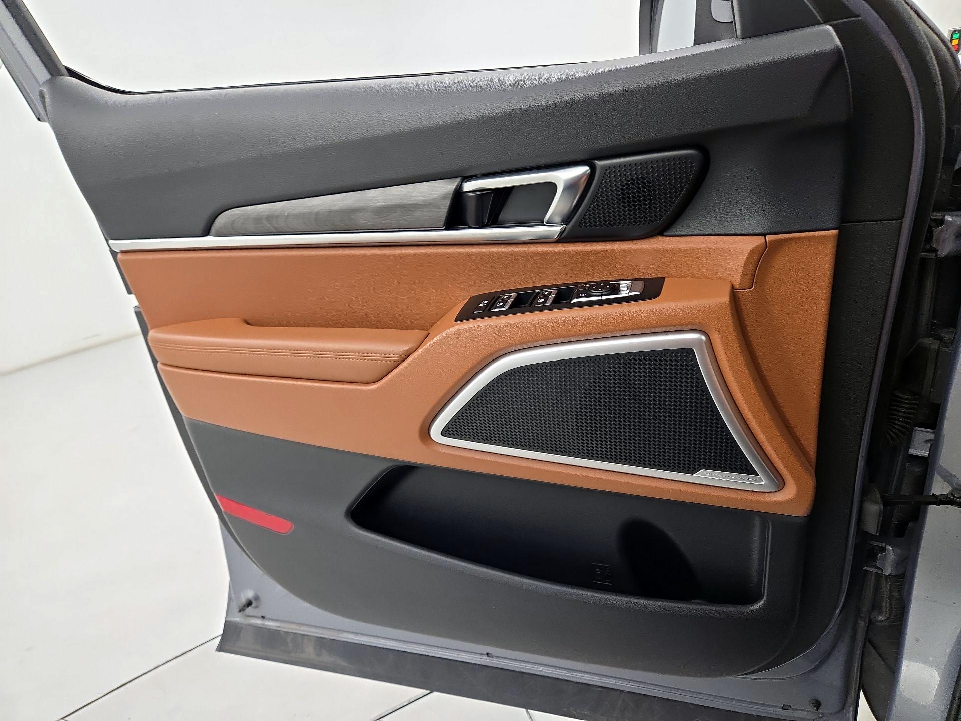 Thumbnail: 2023 Kia Telluride - 12