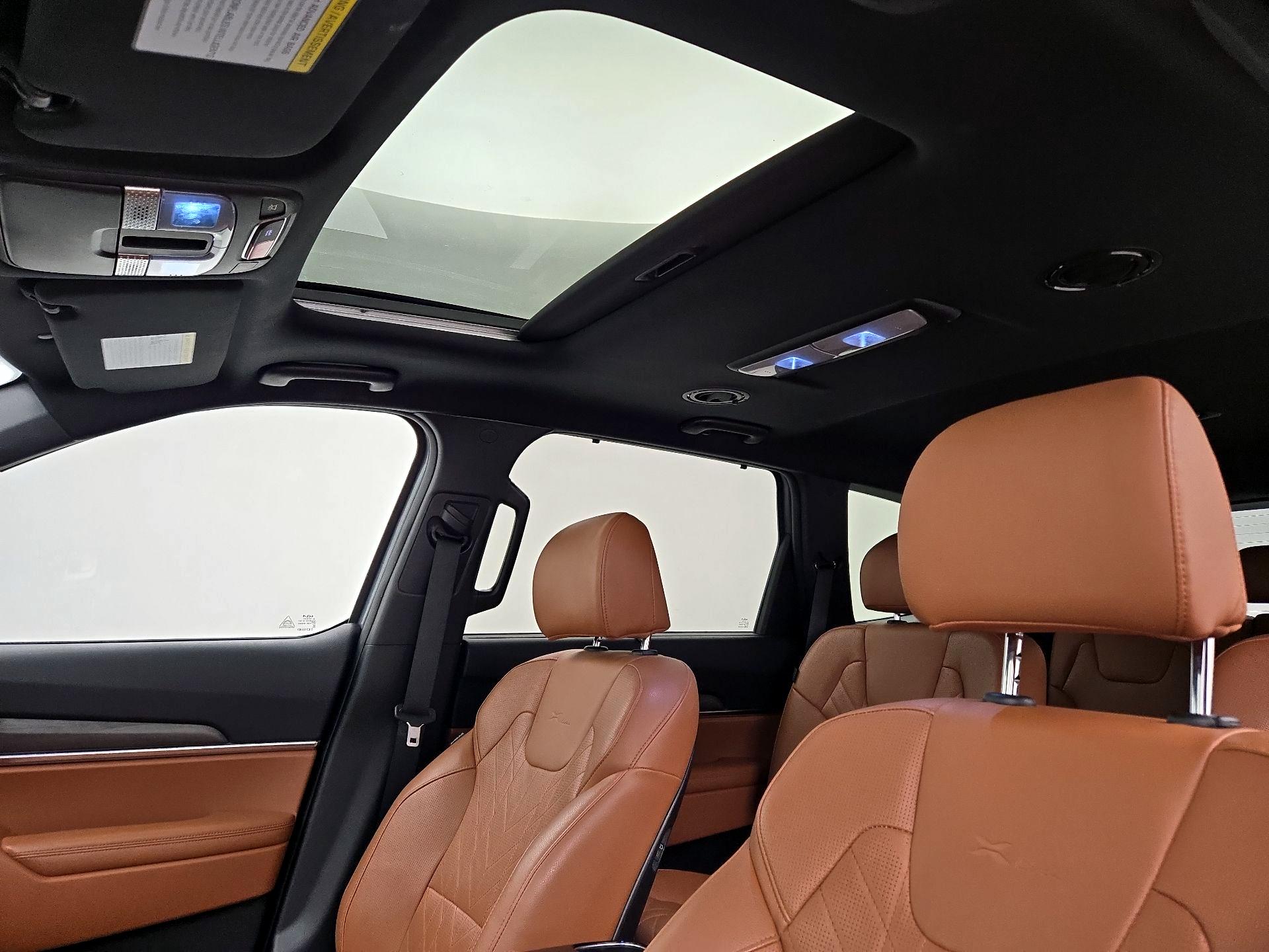Thumbnail: 2023 Kia Telluride - 20