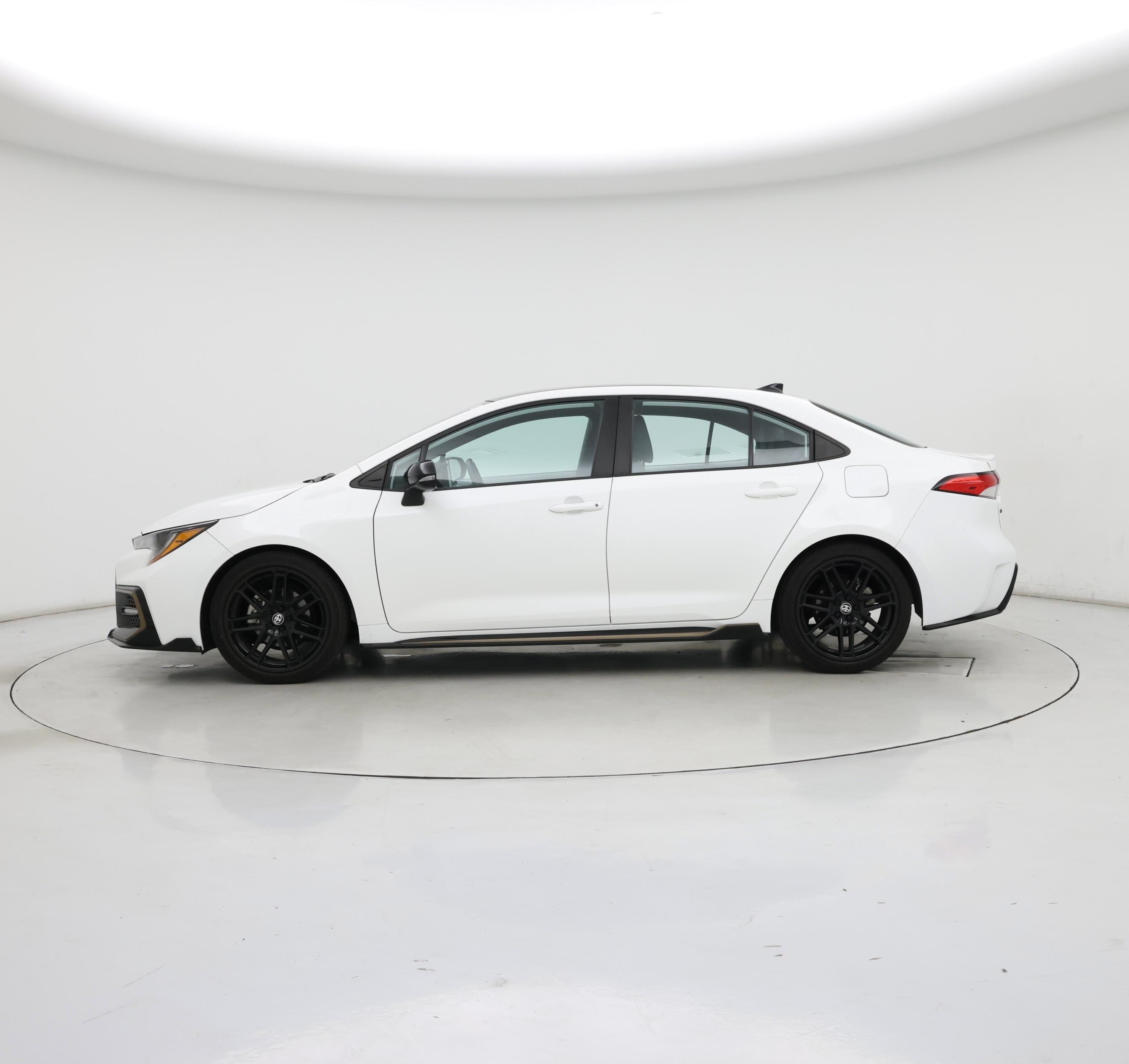 Thumbnail: 2021 Toyota Corolla - 3