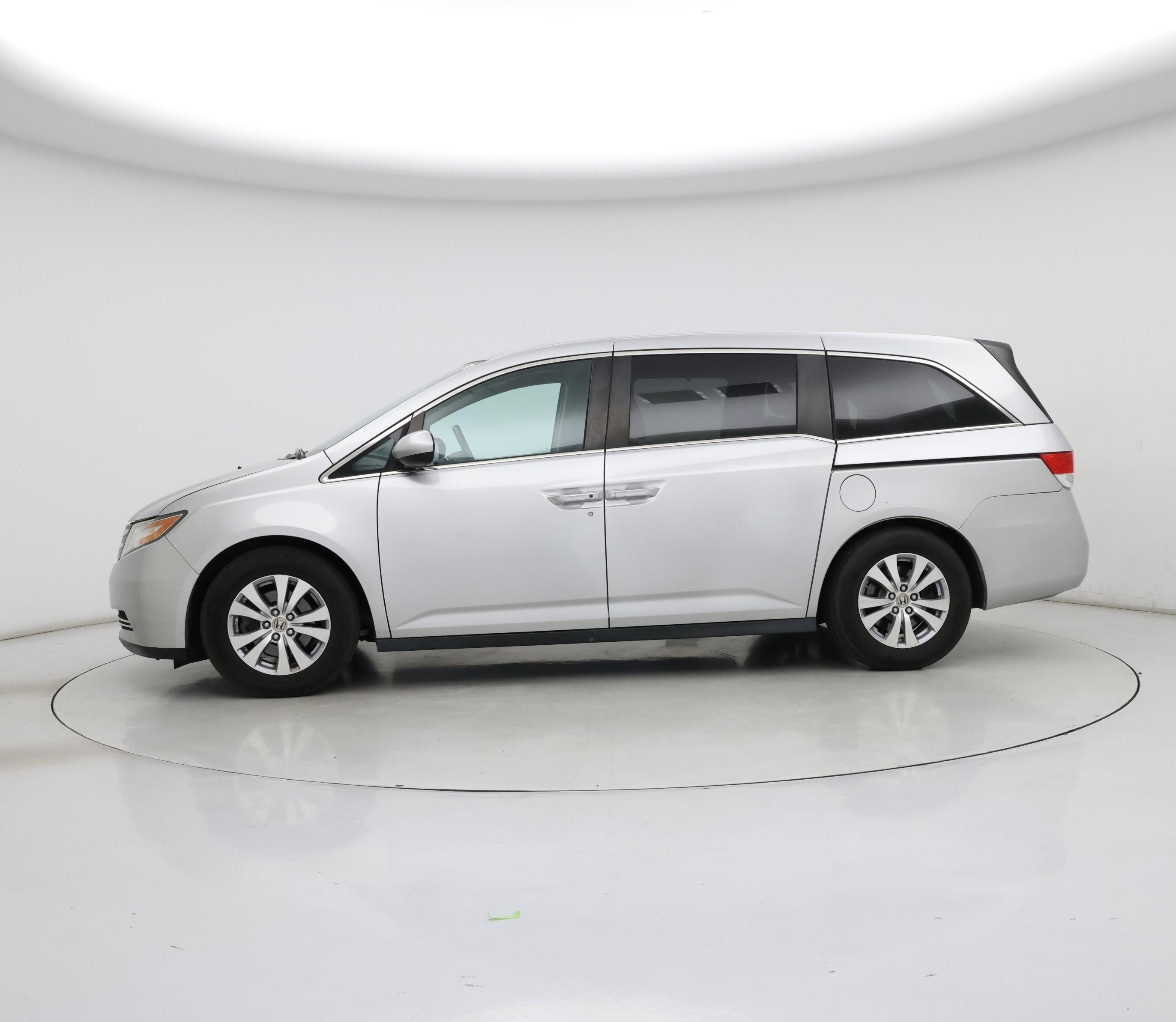 Thumbnail: 2015 Honda Odyssey - 3