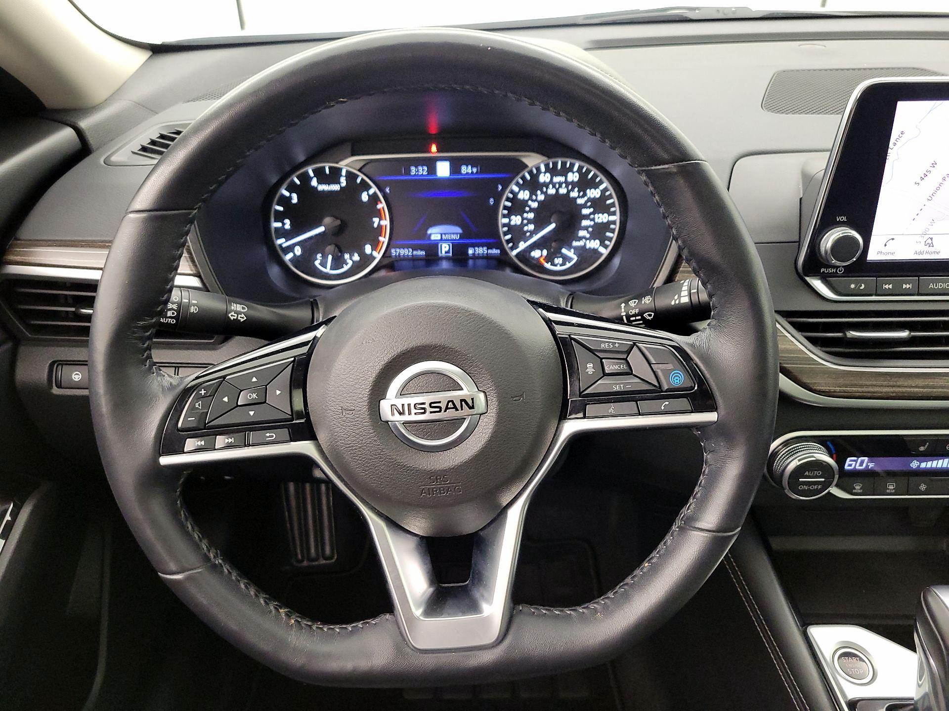 Thumbnail: 2020 Nissan Altima - 10