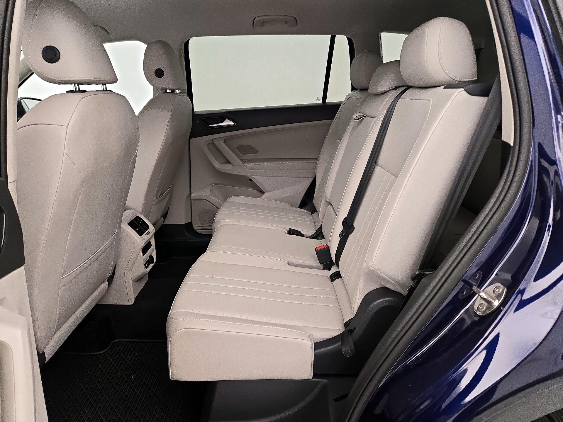 Thumbnail: 2022 Volkswagen Tiguan - 19