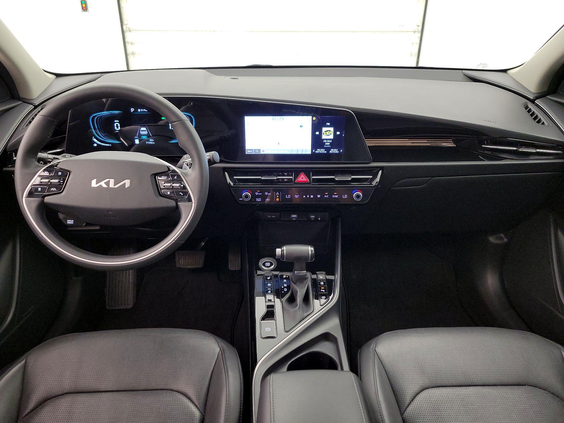 Thumbnail: 2023 Kia Niro - 9