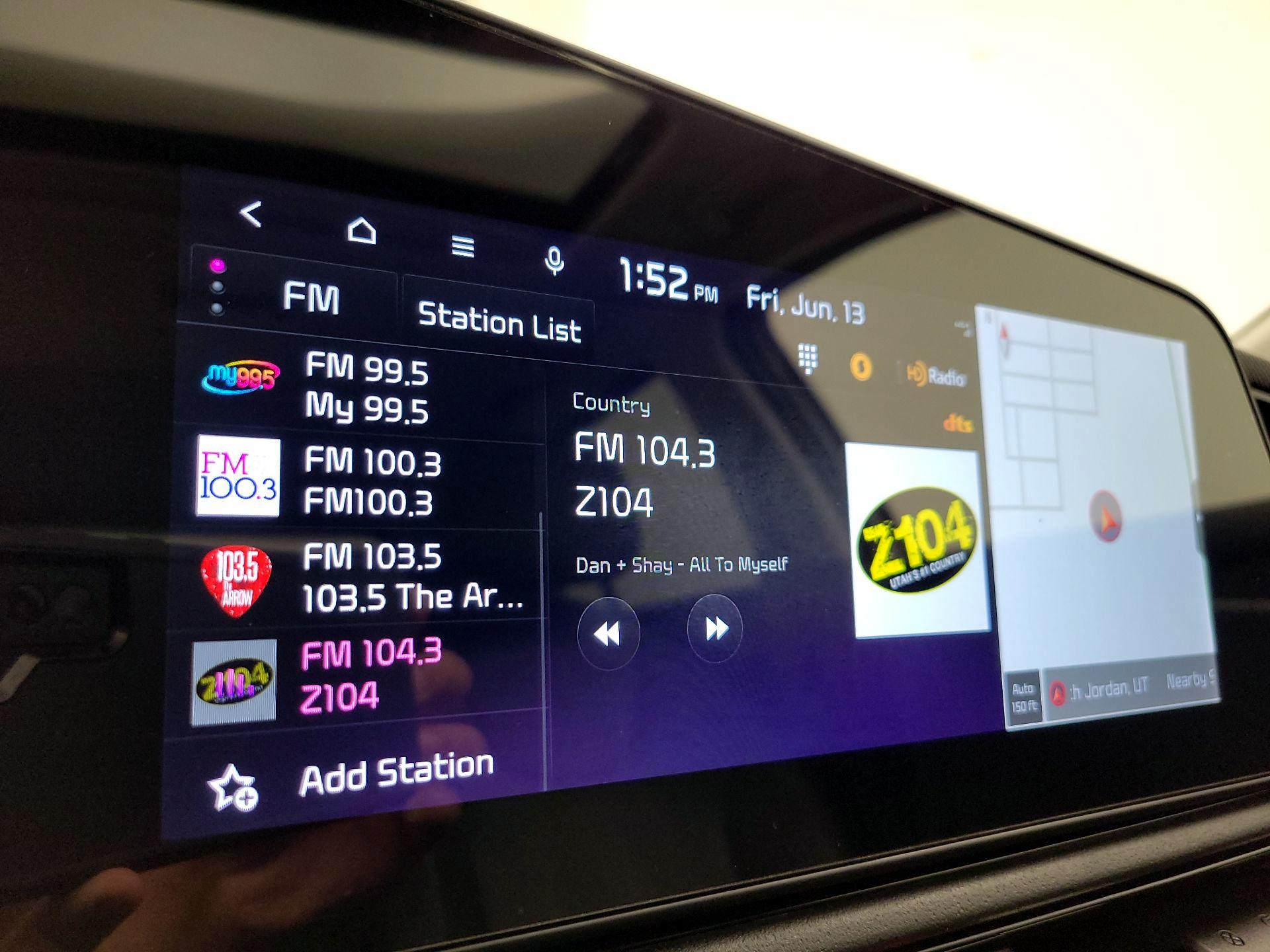 Thumbnail: 2023 Kia Niro - 16
