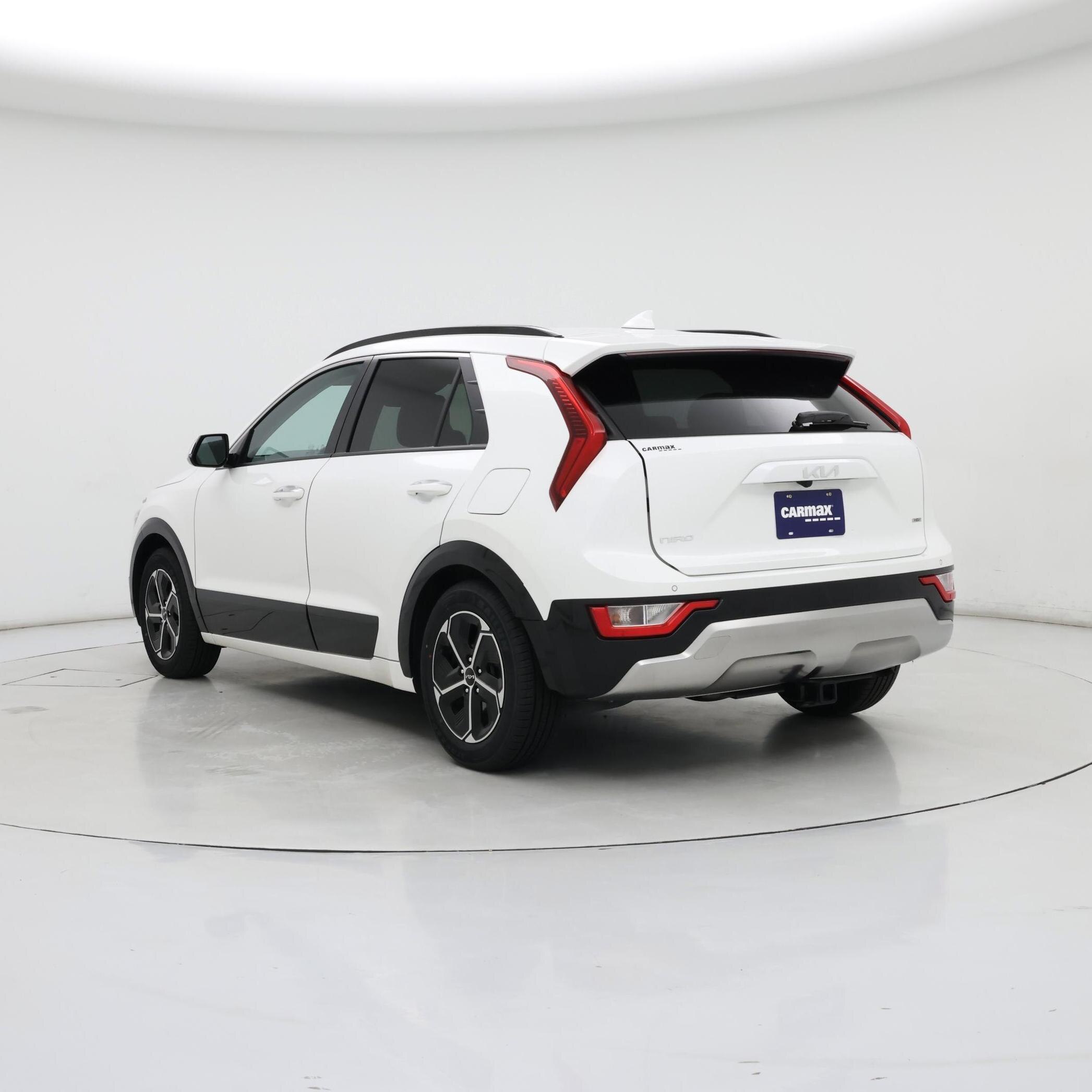 Thumbnail: 2023 Kia Niro - 2