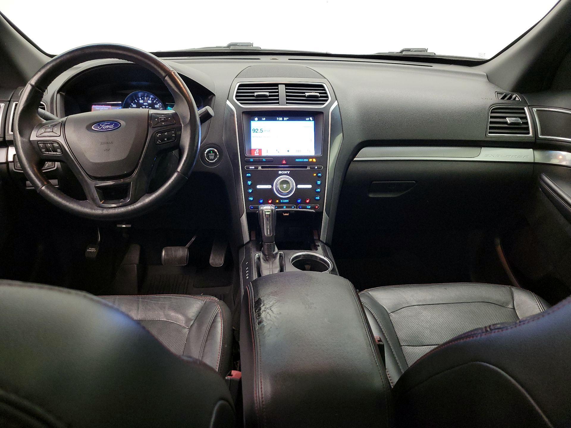 Thumbnail: 2017 Ford Explorer - 9