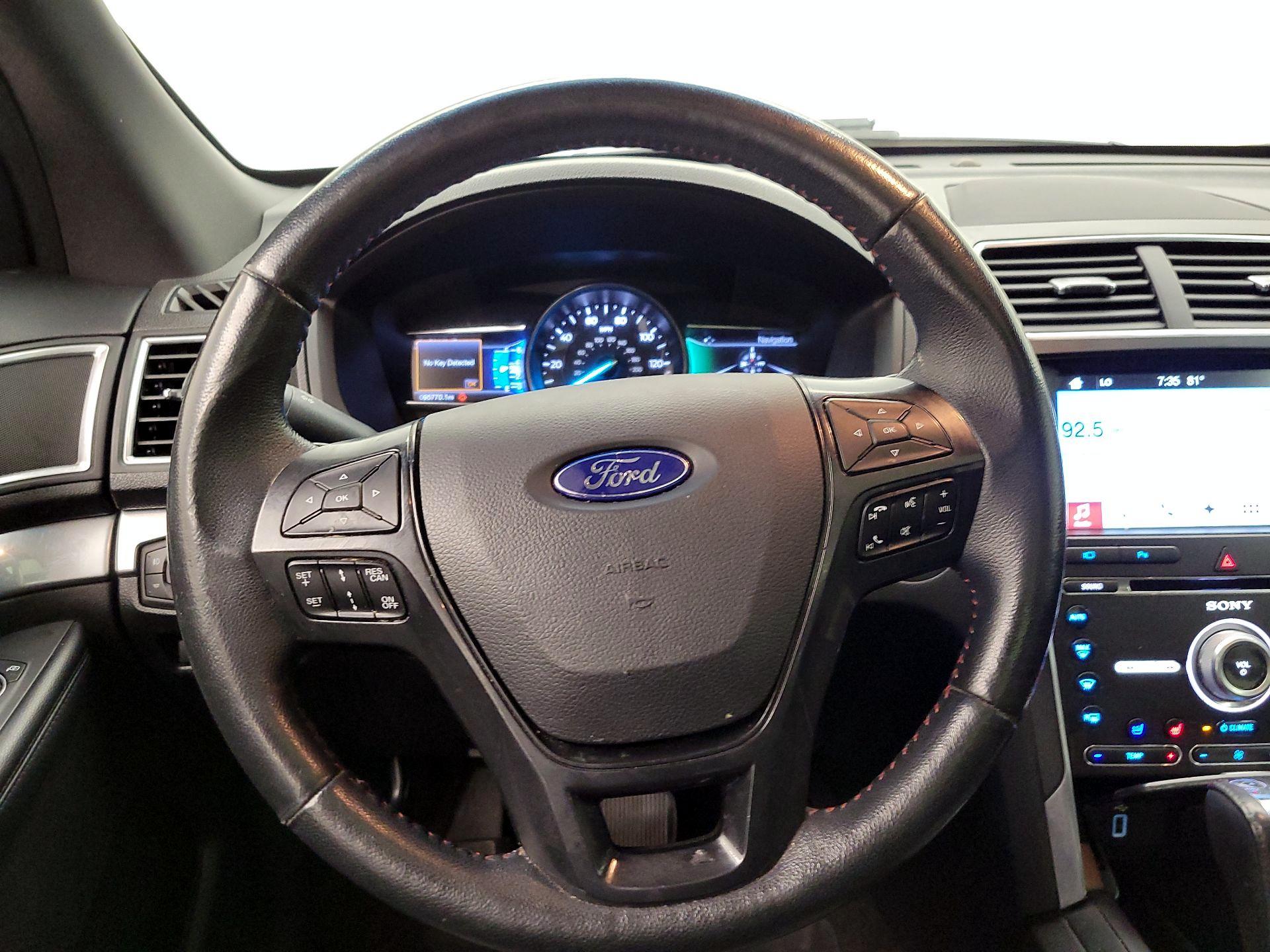 Thumbnail: 2017 Ford Explorer - 10