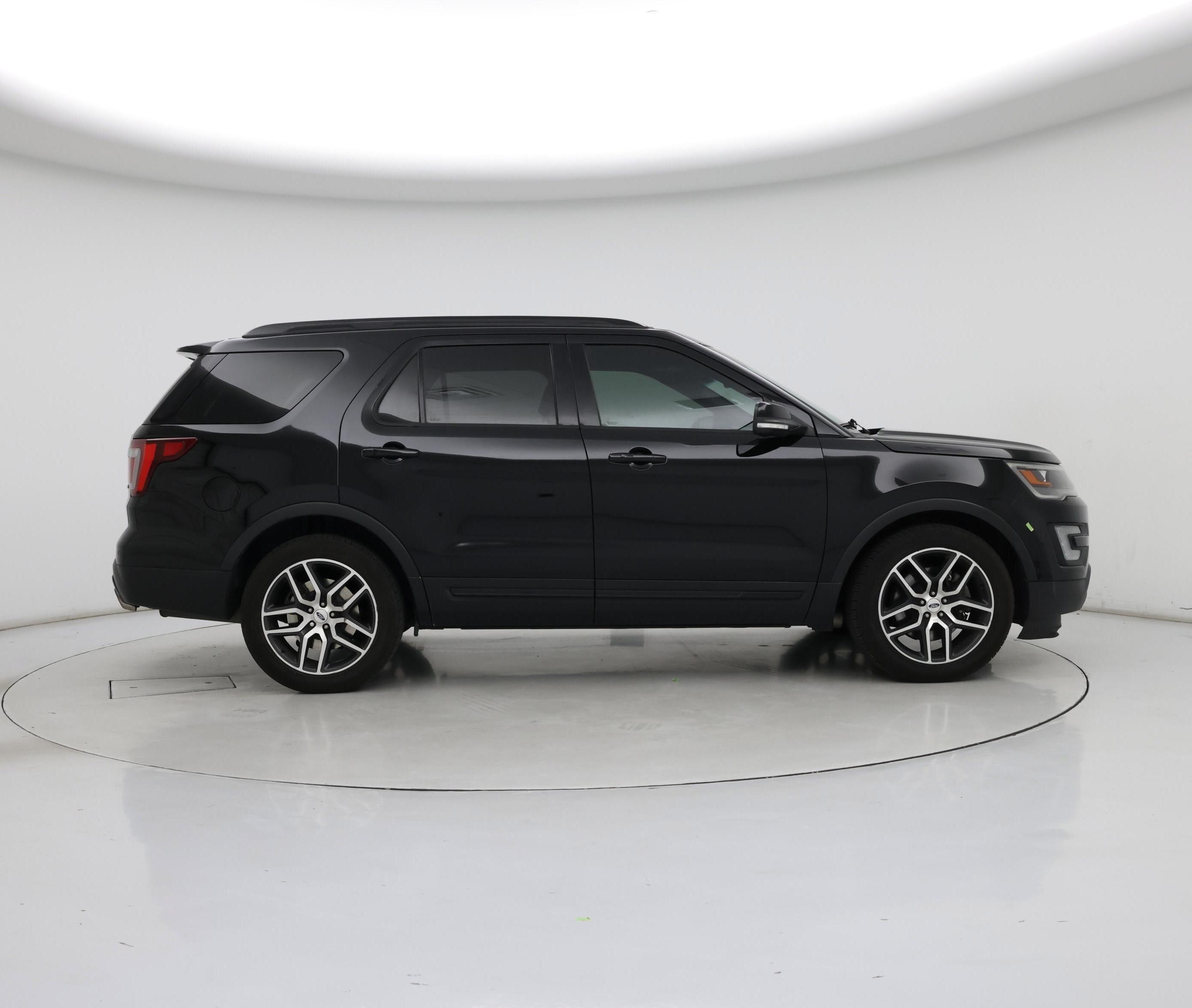 Thumbnail: 2017 Ford Explorer - 7