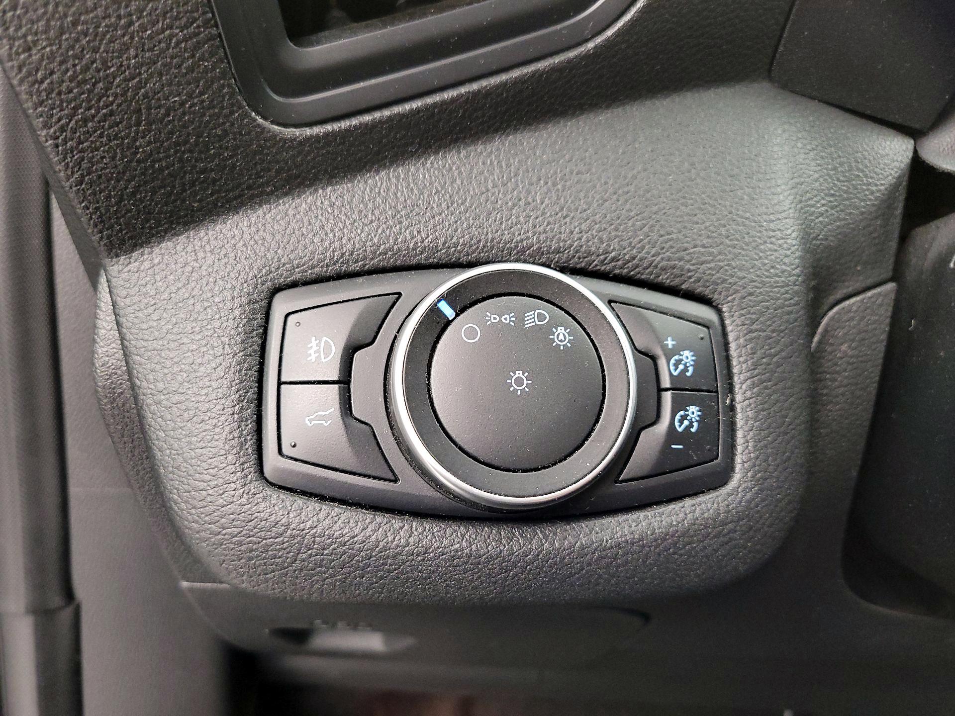 Thumbnail: 2017 Ford Escape - 13