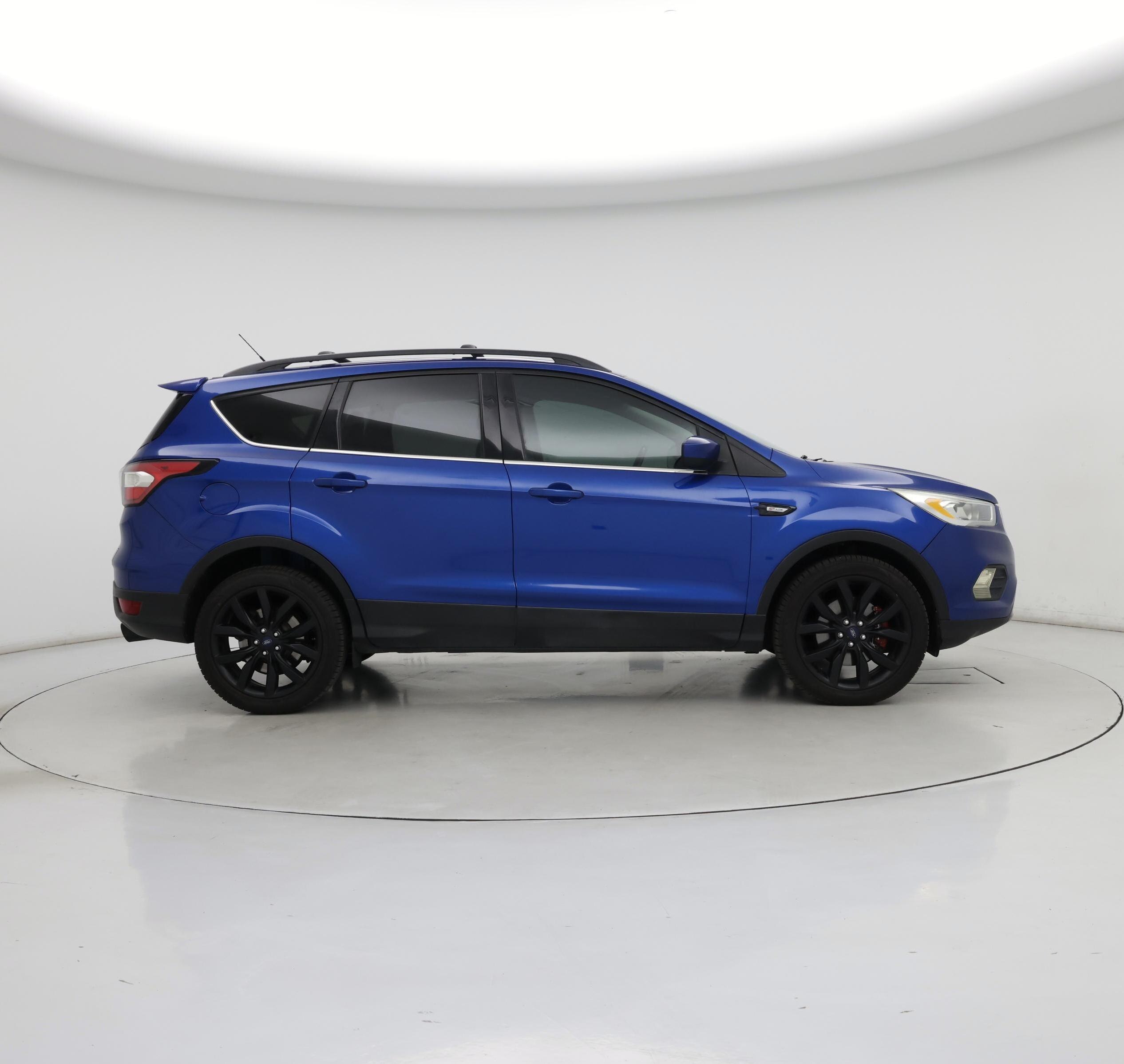 Thumbnail: 2017 Ford Escape - 7