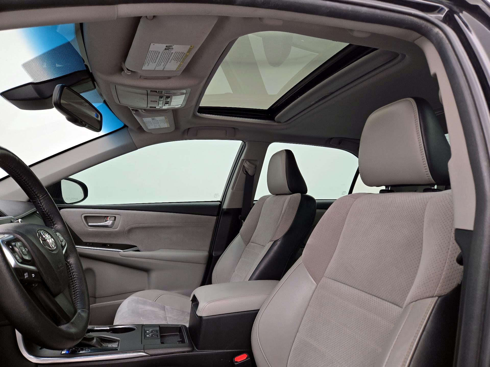 Thumbnail: 2016 Toyota Camry - 20