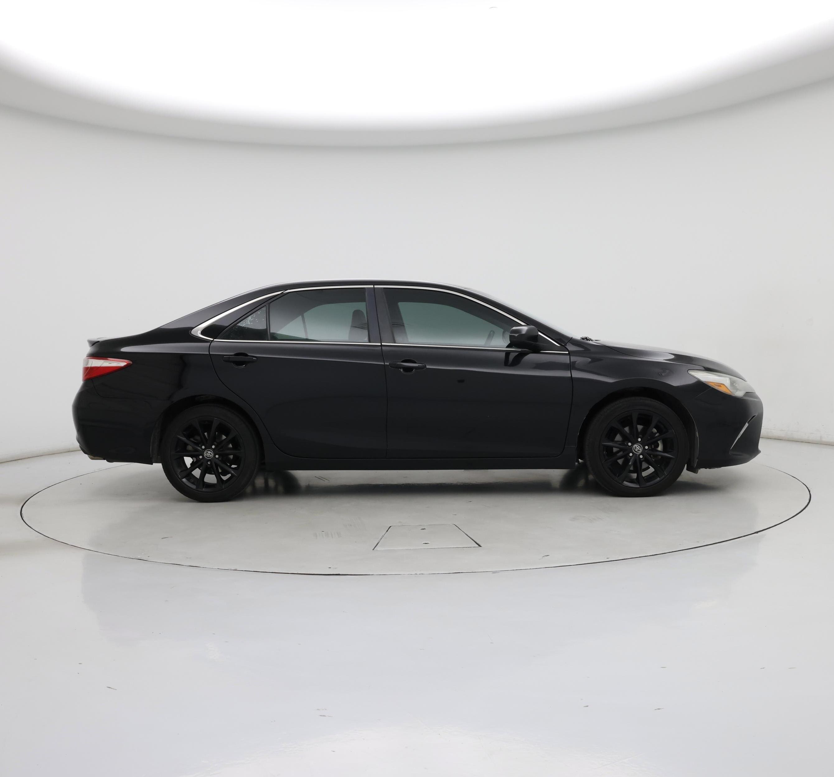 Thumbnail: 2016 Toyota Camry - 7