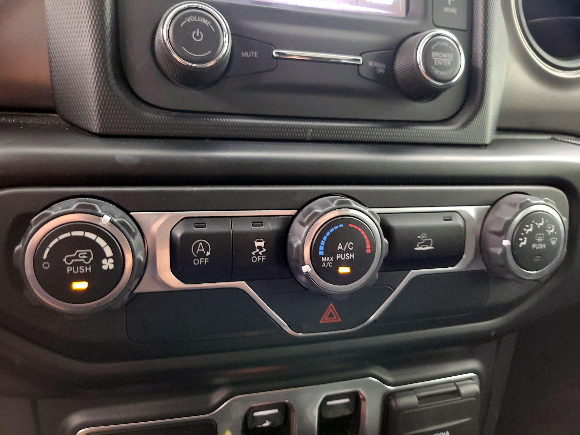 Thumbnail: 2021 Jeep Wrangler - 16