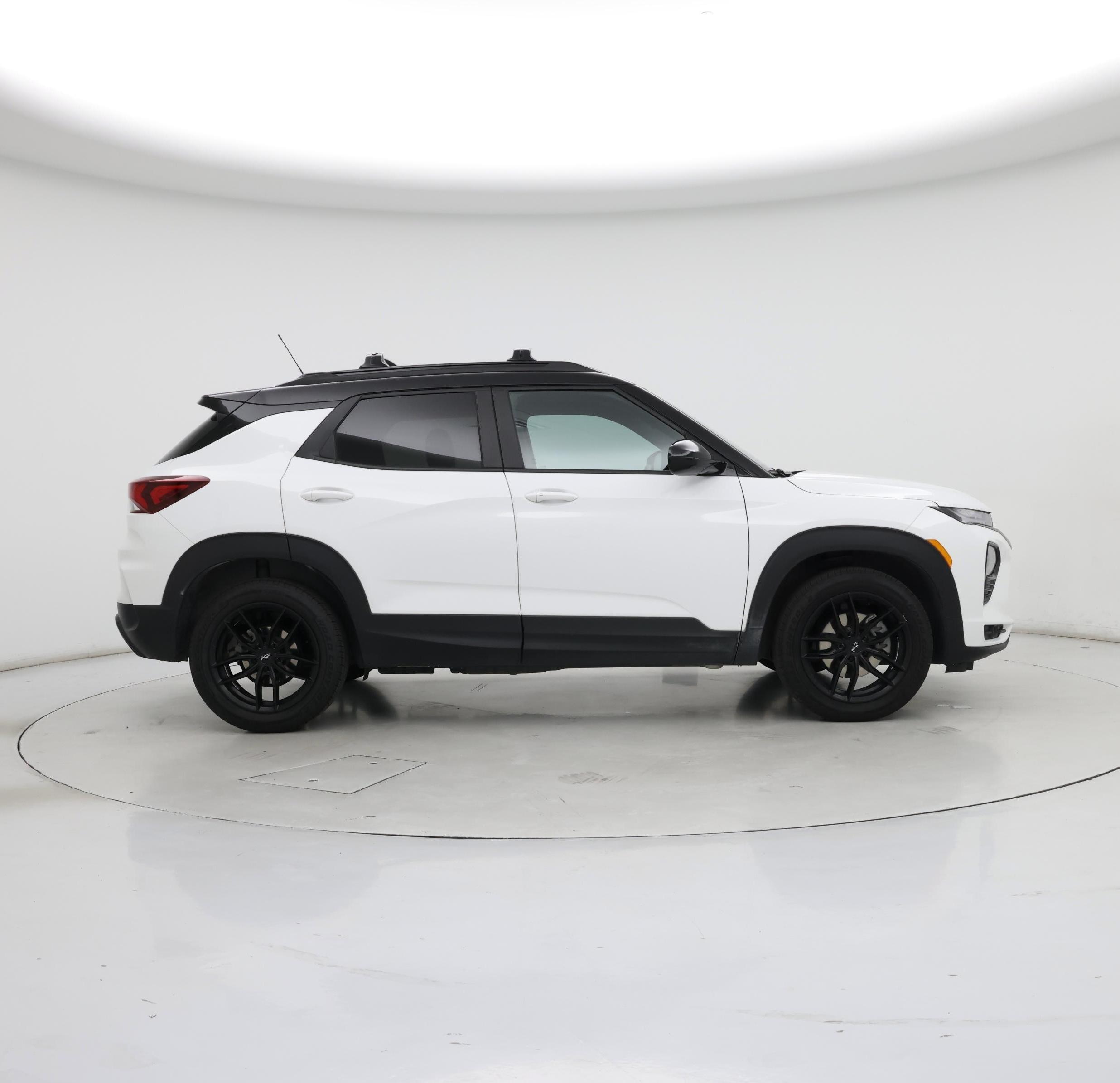 Thumbnail: 2023 Chevrolet TrailBlazer - 7